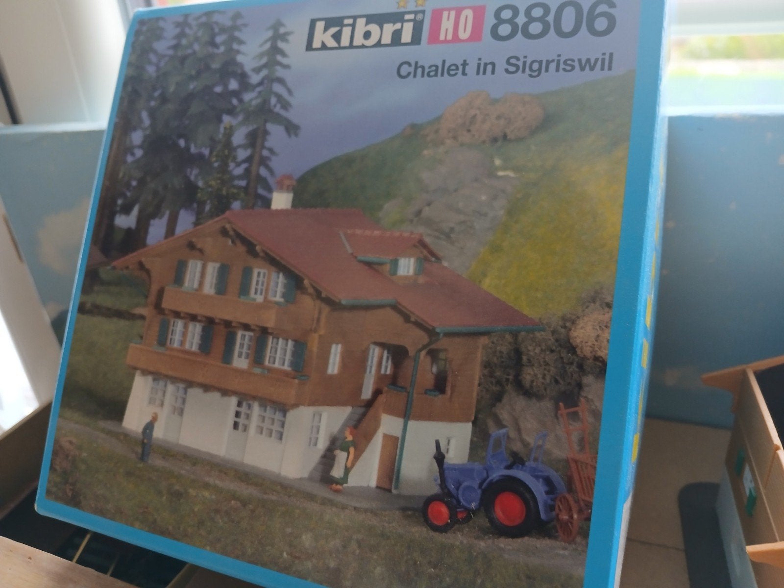 Kibri HO 8806 Chalet in Sigriswil - Berghuisje (deels af), Overige merken, Gebruikt, 1:50 of kleiner, Overige typen