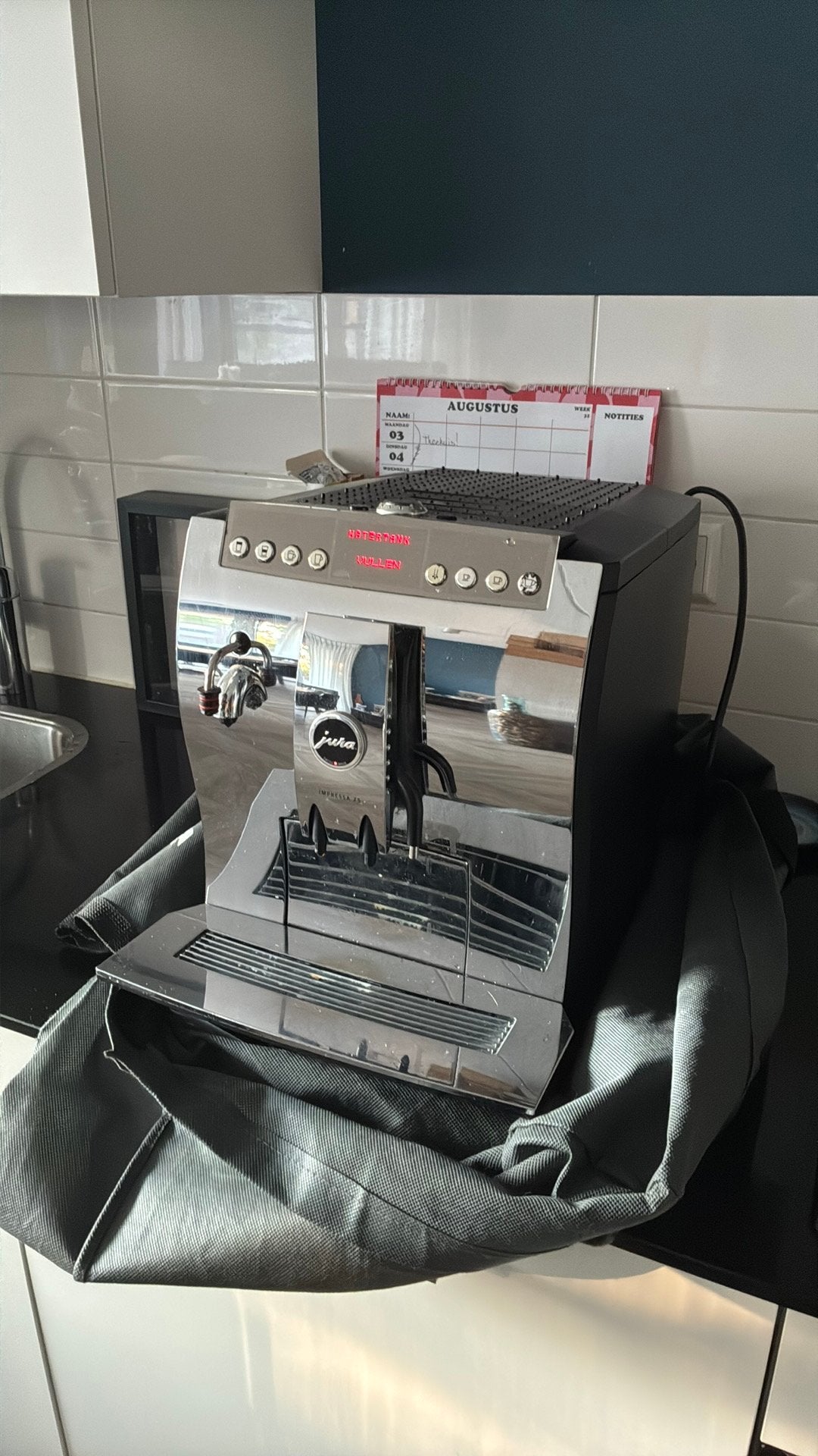 Jura Impressa Z5 Koffiemachine, Witgoed en Apparatuur, Koffiezetapparaten, Ophalen, Gebruikt, Koffiemachine, Koffiebonen