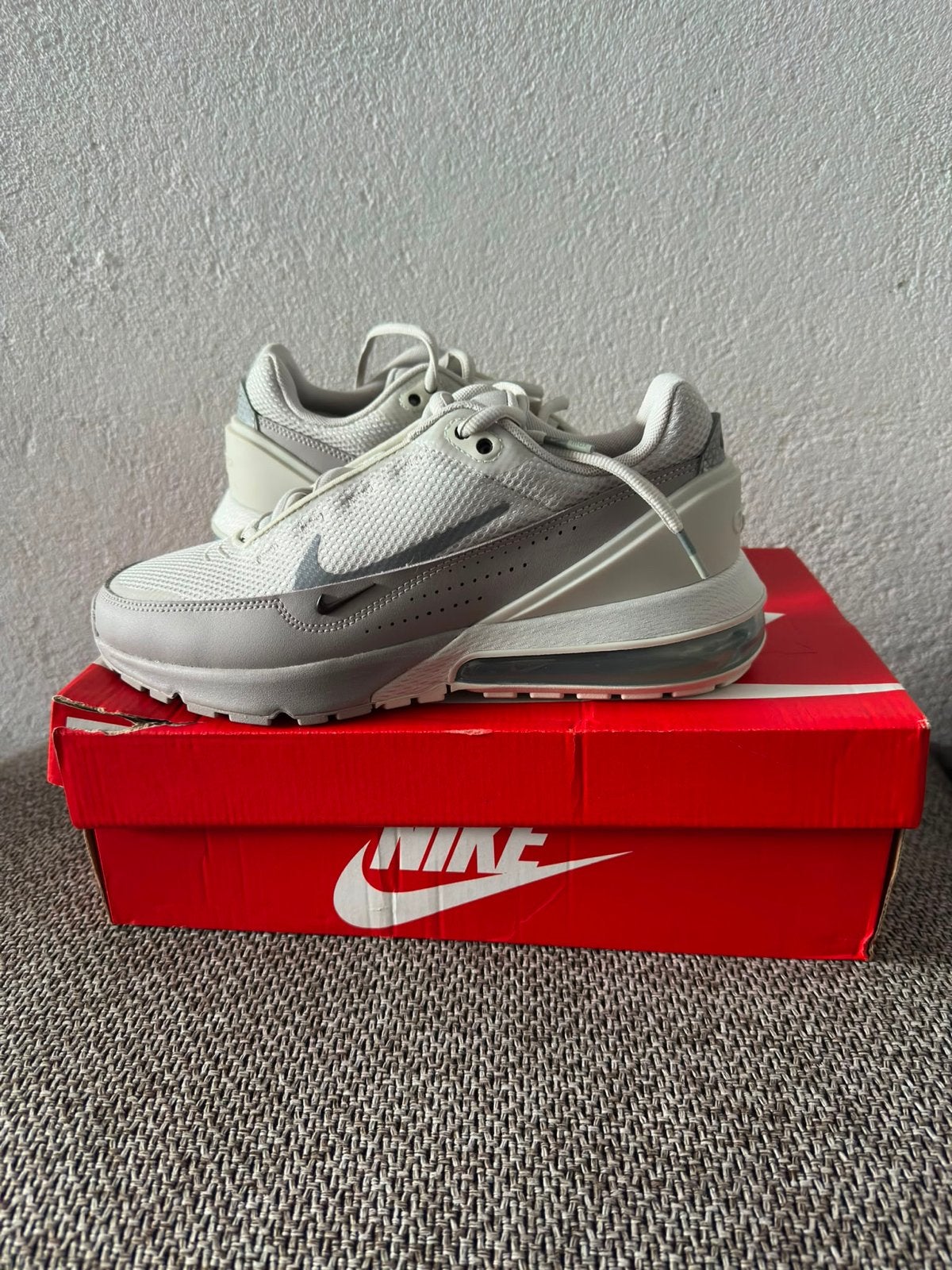 Nike Air Max Pulse -  nieuw maat 42, Ophalen of Verzenden, Nieuw, Sneakers of Gympen