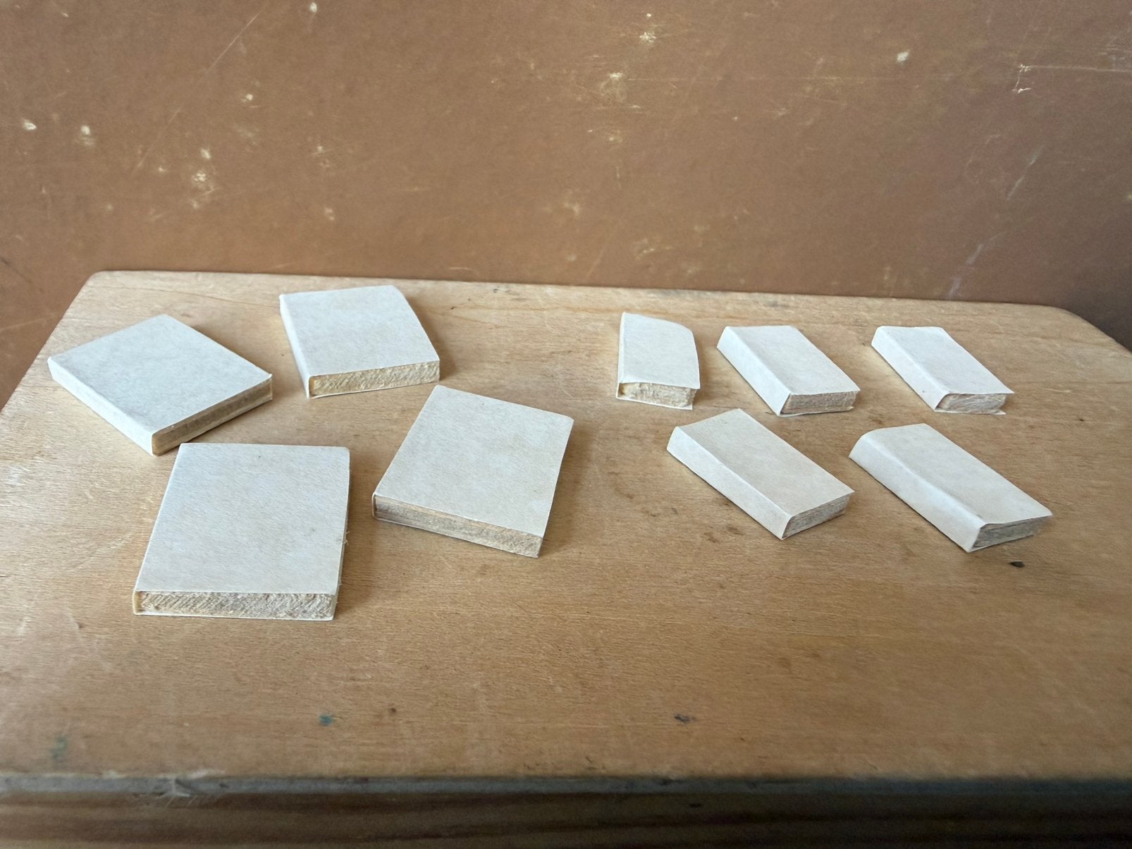 9x blanco boek - maat op foto - handwerk, Ophalen of Verzenden, Zo goed als nieuw, Poppenhuis