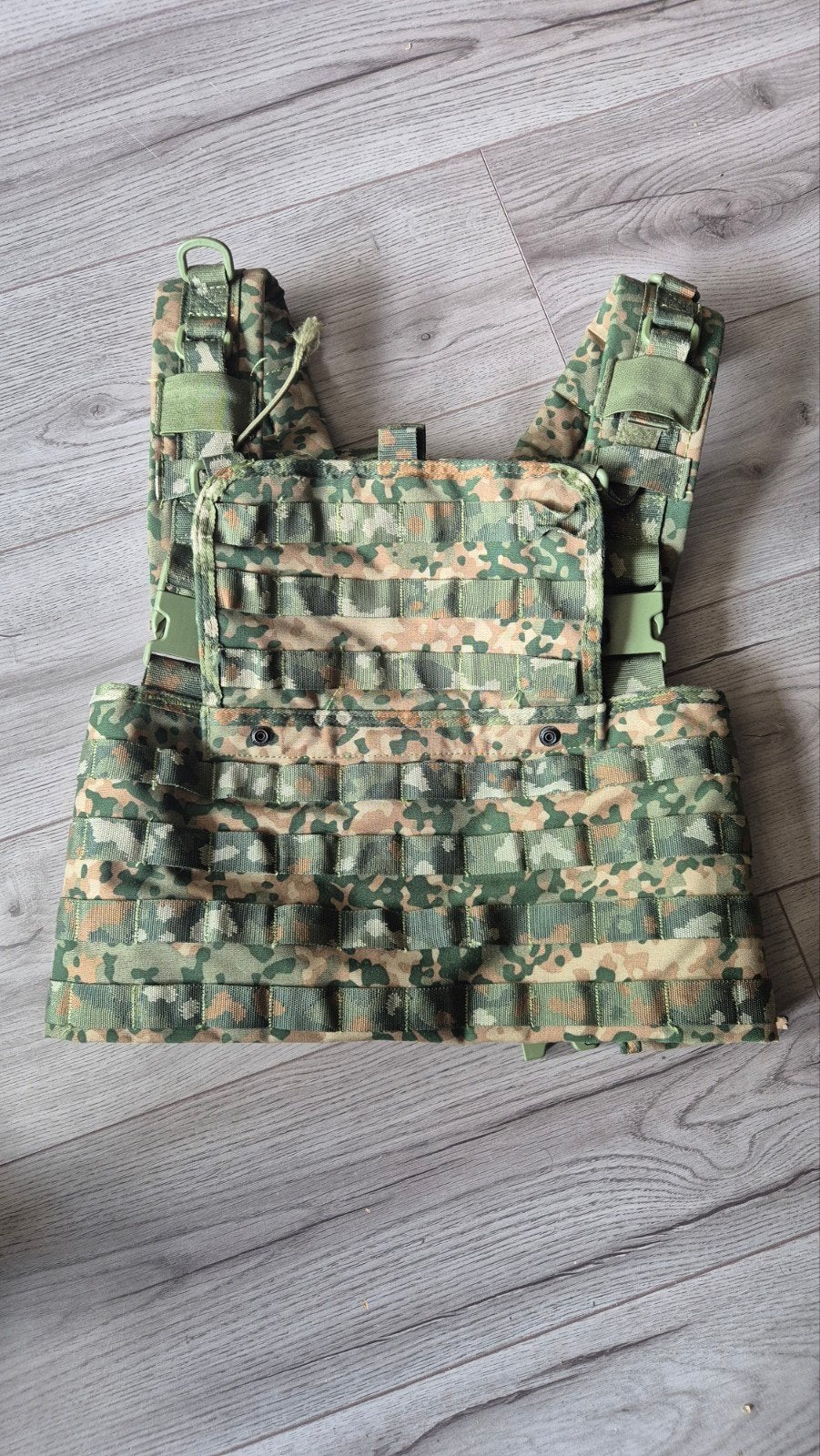 Nfp voss chestrig, Verzamelen, Militaria | Algemeen, Ophalen of Verzenden, Landmacht, Nederland