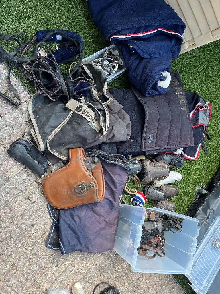 Paarden spullen pakket Bucas trust Anky equipe, Overige merken, Overige typen, Overige materialen, Ophalen of Verzenden