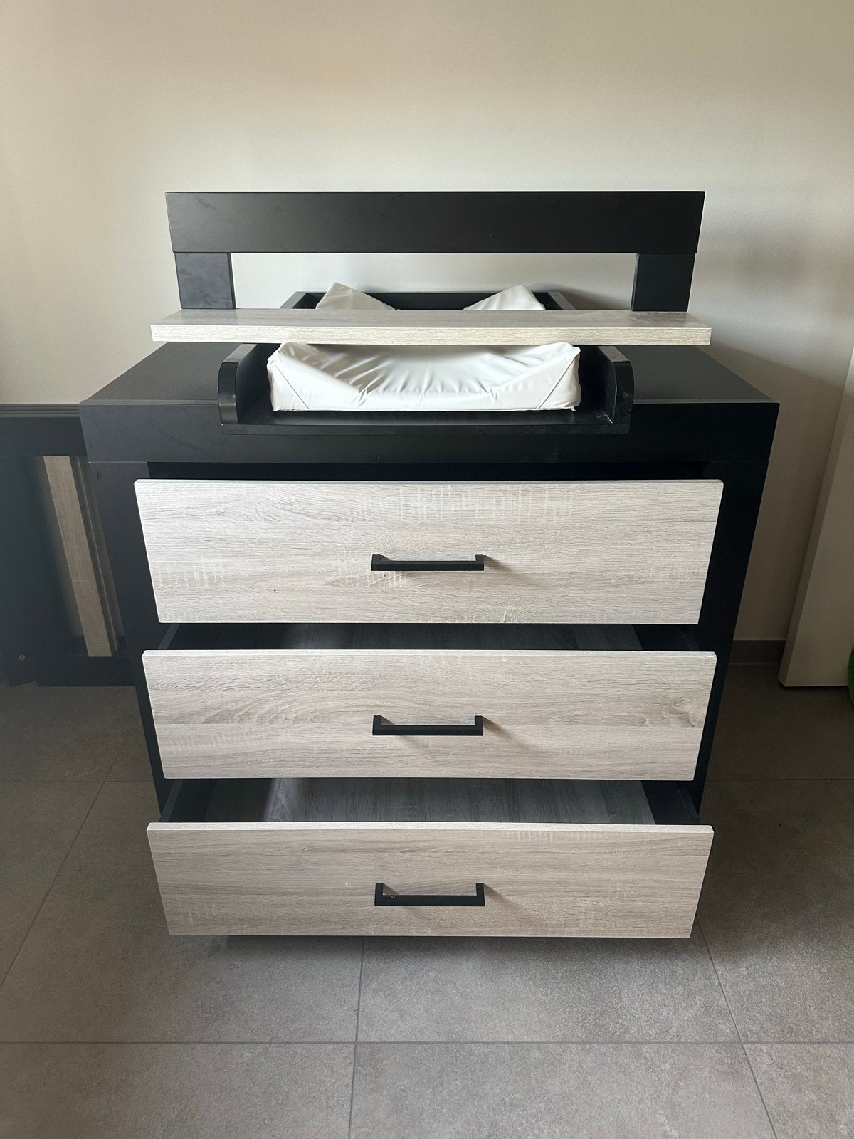 Commode met kast en lades - Zwart/Hout, Ophalen, Gebruikt, 50 tot 70 cm, 75 tot 100 cm