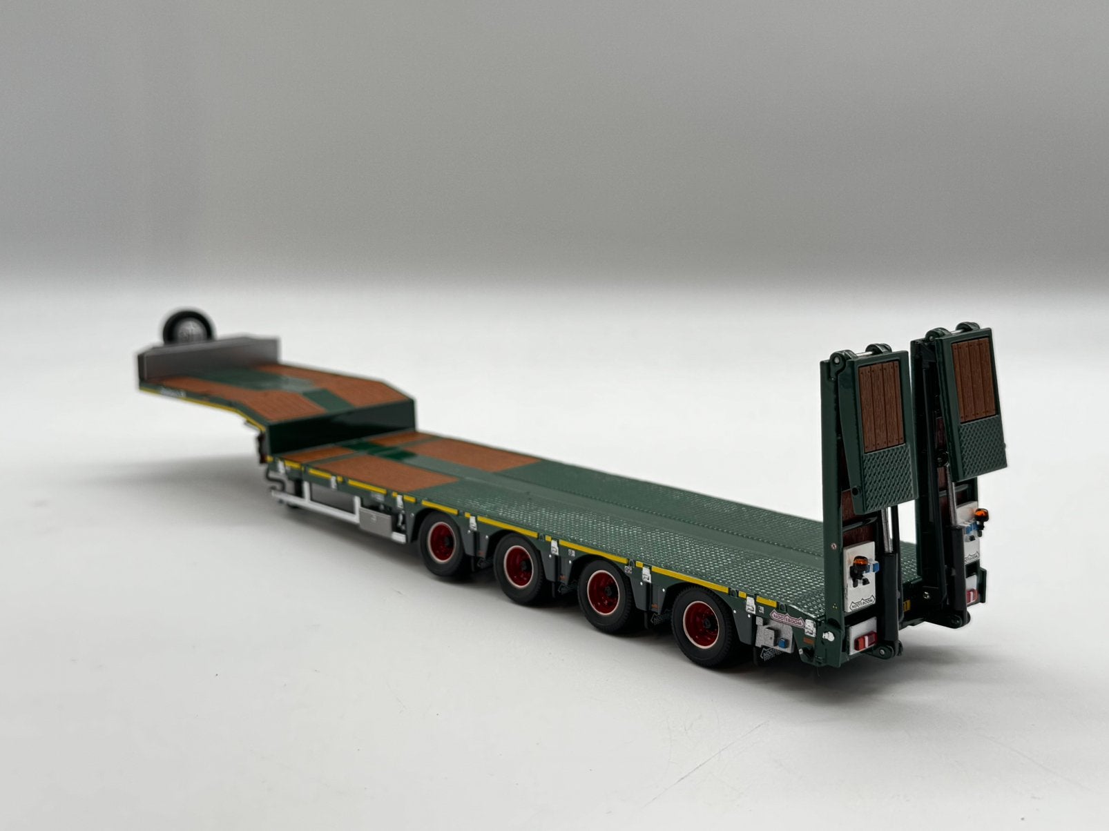 IMC NOOTEBOOM dieplader + kleppen
