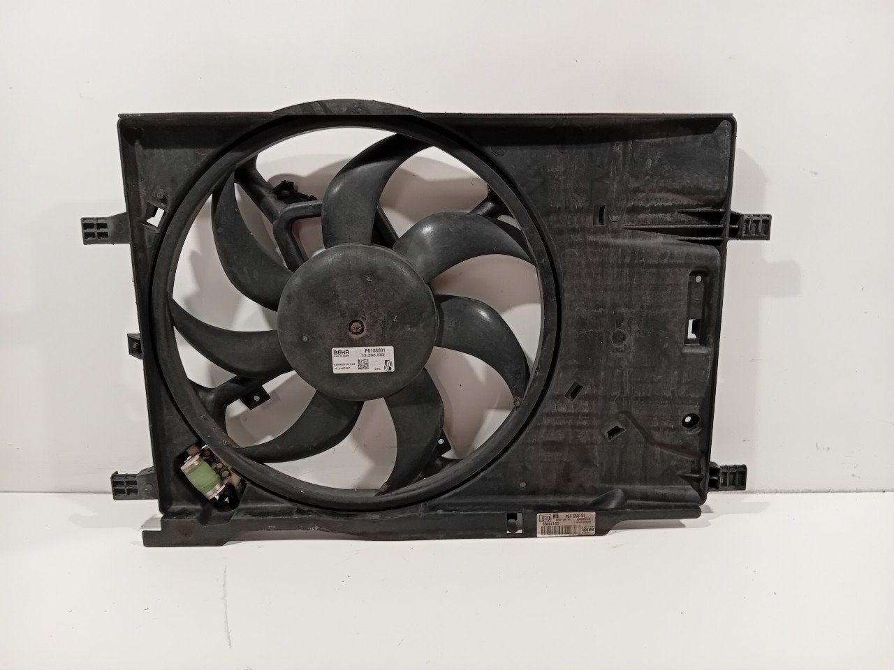 Koelventilatormotor Opel Adam, Onderdelen@venauto.nl, Van der Ven Autorecycling B.V., Gebruikt, Ettenseweg 76, 4706 PB Roosendaal, The Netherlands