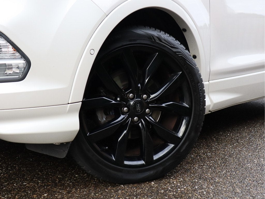 Ford Kuga 1.5 EcoBoost ST Line winterpack (bj 2018), 4 cilinders, Wit, Bedrijf, Handgeschakeld