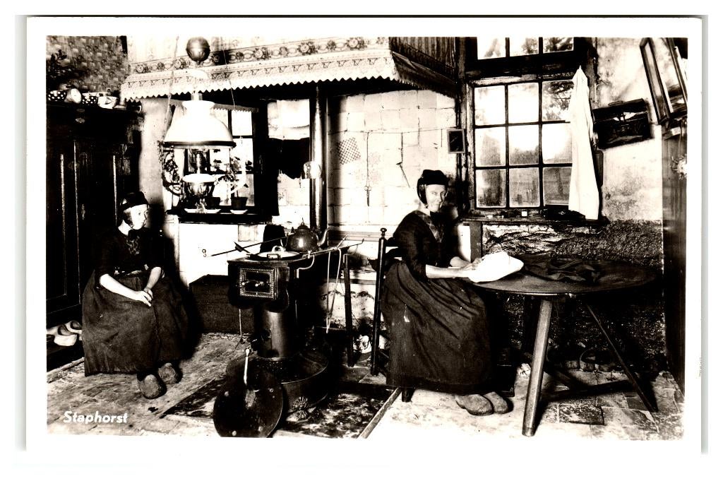 Staphorst, Verzamelen, Ansichtkaarten | Nederland, Ongelopen, Overijssel, 1940 tot 1960, Verzenden