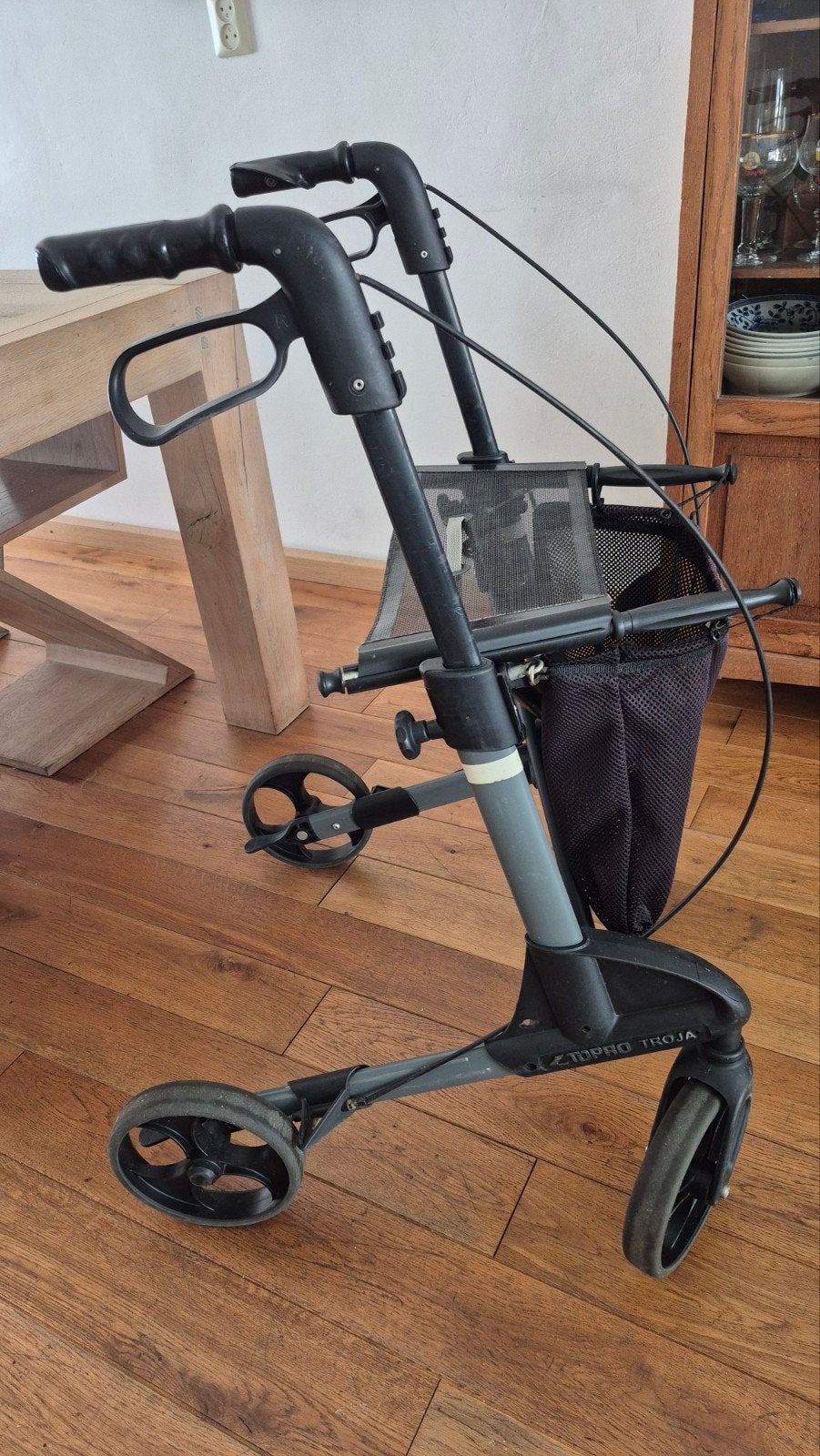 Rollator Topro Troja, maat M., Ophalen, Opvouwbaar, Gebruikt