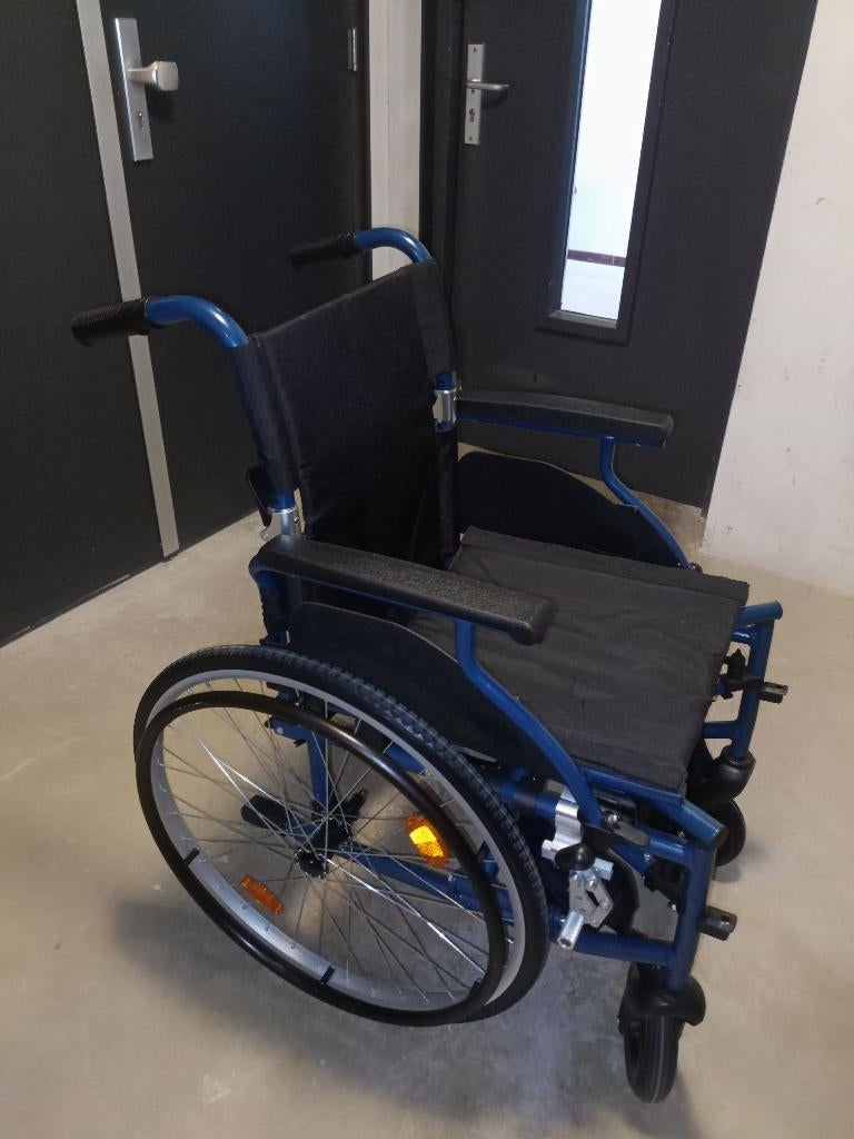 Rolstoel met luchtbanden met zitkussen, Ophalen, Inklapbaar, Nieuw, Handbewogen rolstoel