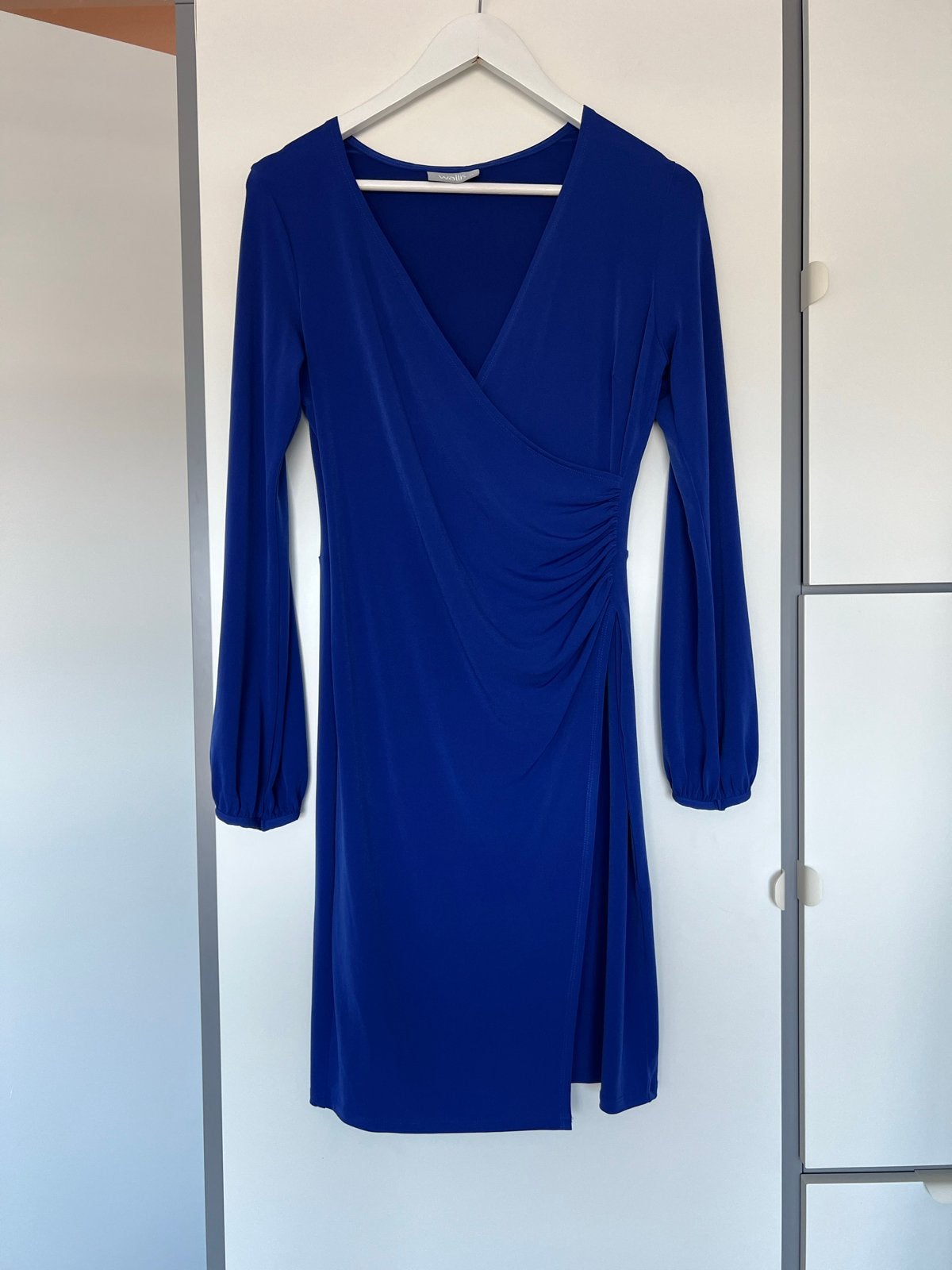 Wallis Kobaltblauwe Wikkeljurk Maat 38 (M), Kleding | Dames, Jurken, Zo goed als nieuw, Maat 38/40 (M), Blauw, Boven de knie, Ophalen of Verzenden