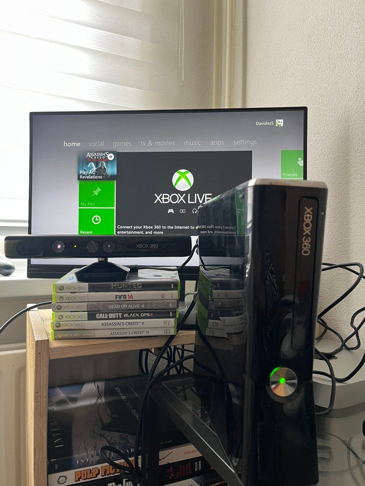 Xbox 360 Slim 250GB + Kinect + 7 Games, Spelcomputers en Games, 360 S, Met games, Ophalen of Verzenden, Zo goed als nieuw
