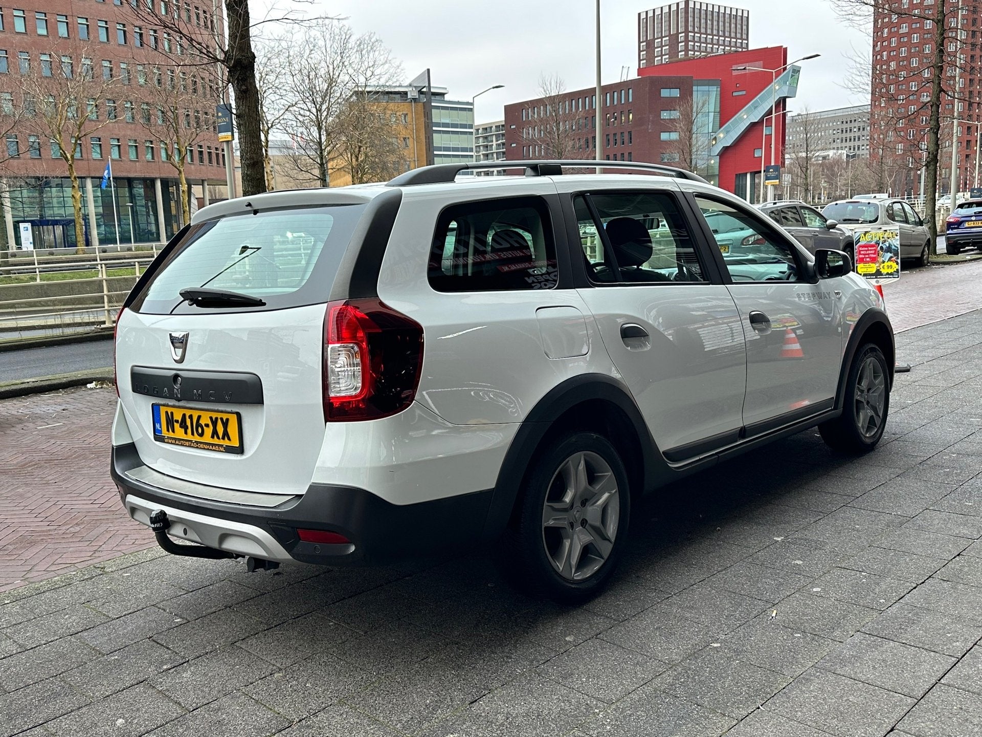 Dacia Logan MCV 0.9 TCe Stepway Navi Airco Camera PDC, Auto's, Dacia, Voorwielaandrijving, 898 cc, Stof, Gebruikt