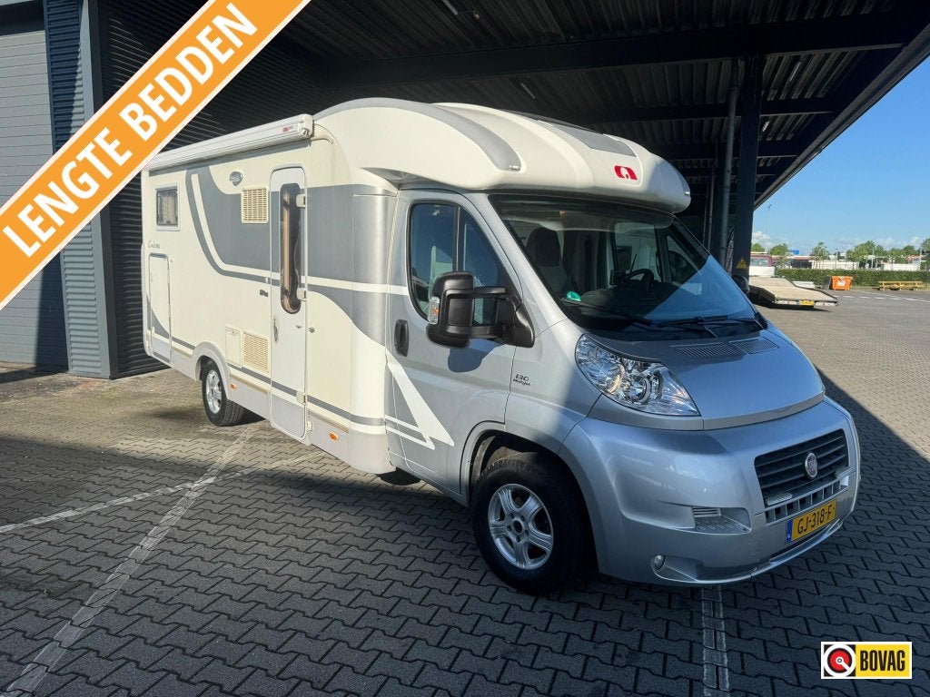 Adria Coral S 670 SL, Caravans en Kamperen, Campers, Koelkast, Ringverwarming, Luifel, Fiat