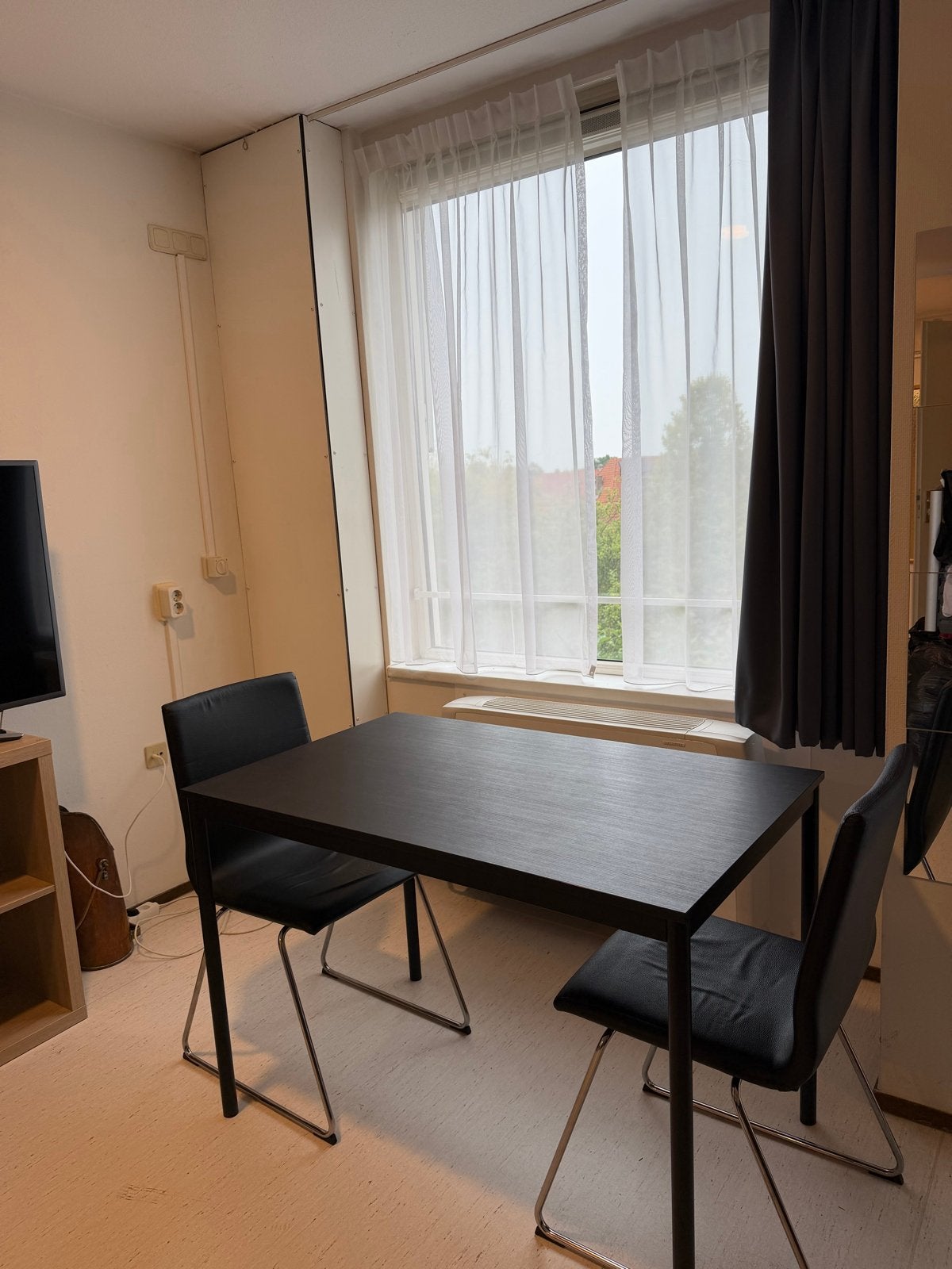 Ikea Sandsberg eettafel met 2 stoelen - 110x67 cm, Gebruikt, 100 tot 150 cm, Tot twee personen, Metaal
