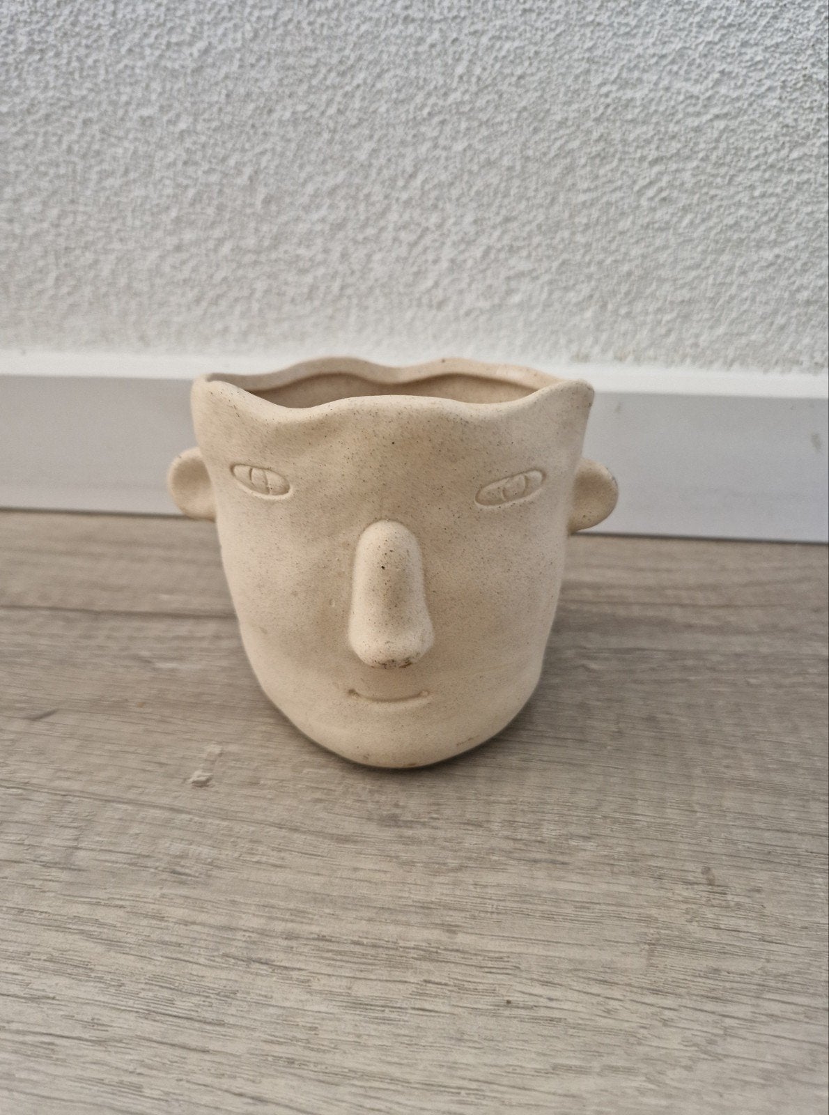 bloempot gezicht hoofd beige pot plantenpot potje, Rond, Ophalen of Verzenden, Zo goed als nieuw, Aardewerk