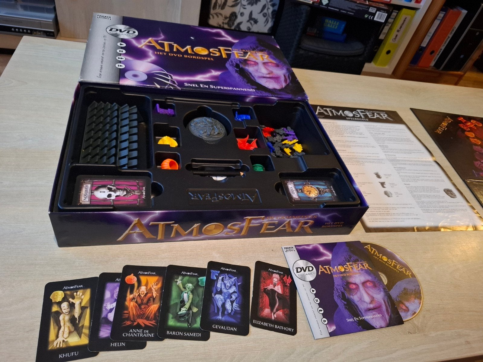 Atmosfear: Het DVD Bordspel - Snel en Superspannend!, Hobby en Vrije tijd, Parker, Gebruikt, Ophalen of Verzenden, Postbus 3010, 3502 GA Utrecht