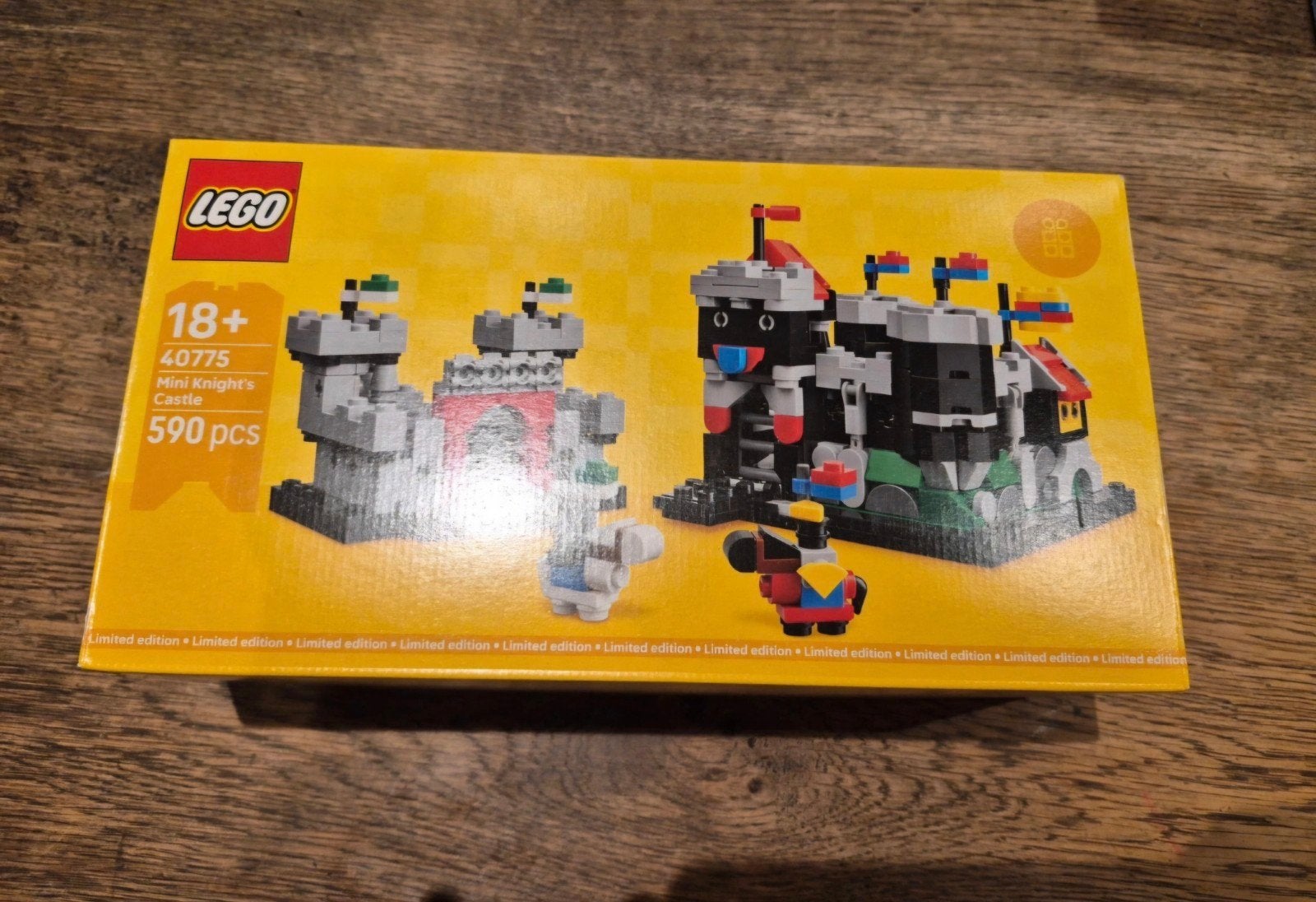 LEGO 40775 Mini Knight's Castle - Nieuw in doos, Ophalen of Verzenden, Nieuw