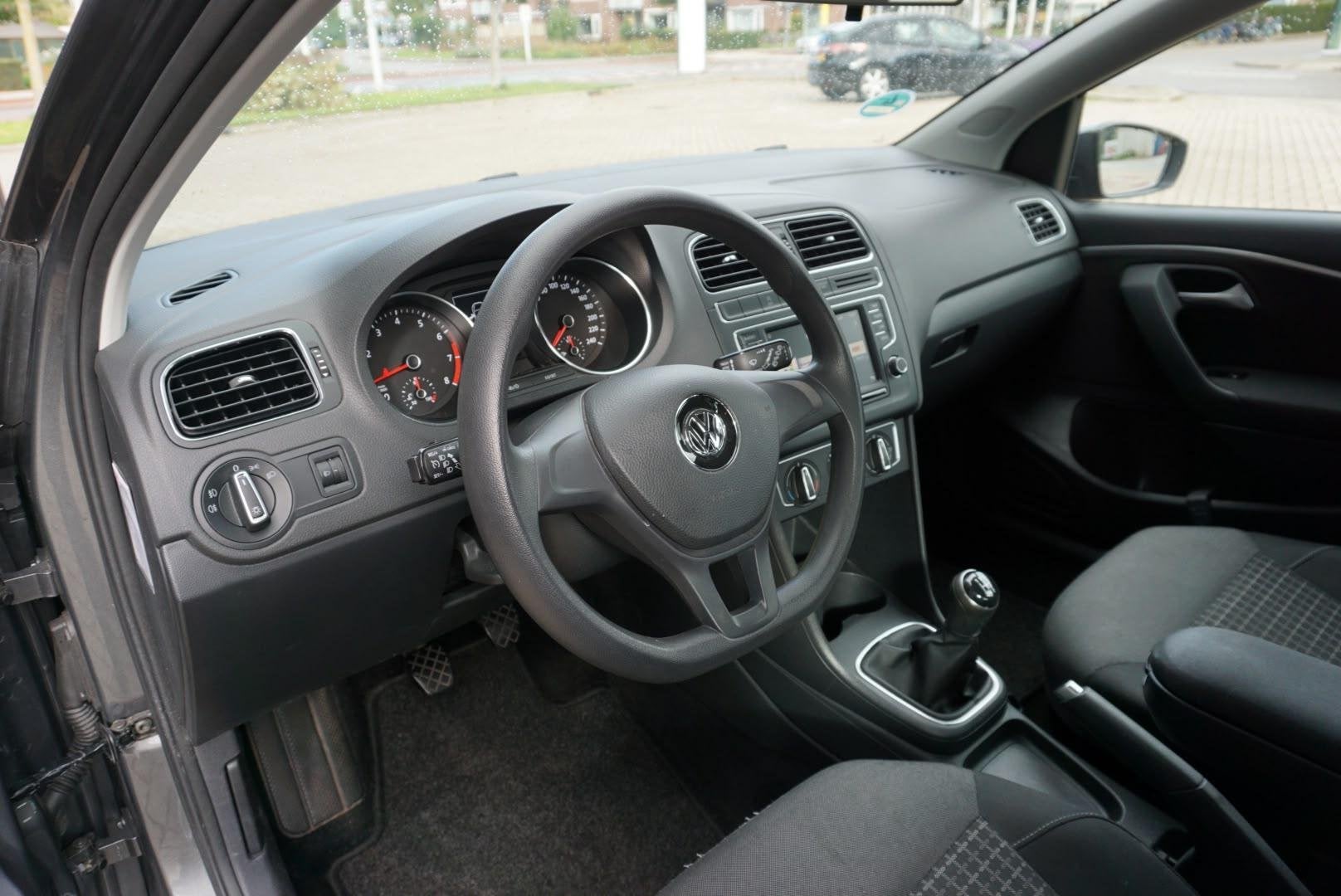 Volkswagen Polo 1.0 Comfortline Airco/Apple/Cruise/NL, Dealer onderhouden, Stof, Verwarmde buitenspiegels, Origineel Nederlands