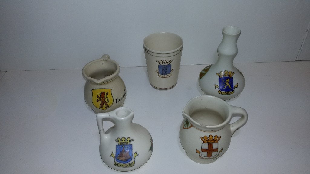 5 Distel Plateel vaasjes, Ophalen of Verzenden