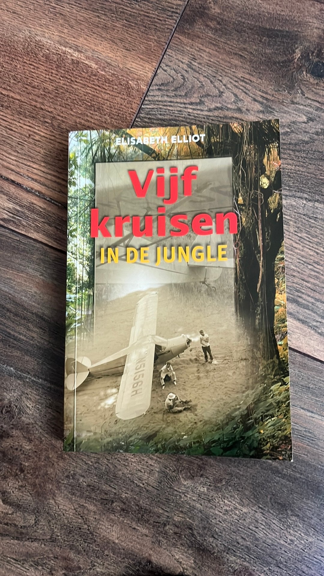 Vijf kruisen in de jungle , Elisabeth Elliot, Ophalen of Verzenden, Zo goed als nieuw