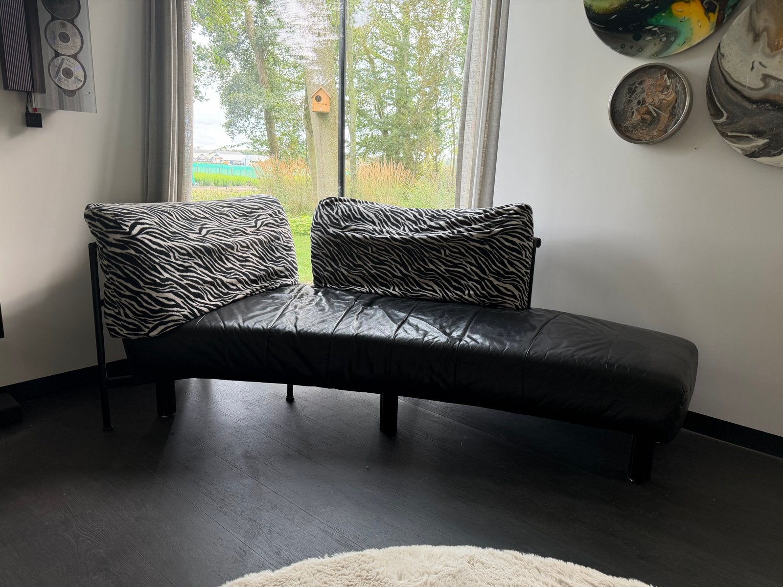Harvink chaise lounge zwart en rood leer, Gebruikt, Eenpersoons, 150 tot 200 cm, Ophalen of Verzenden