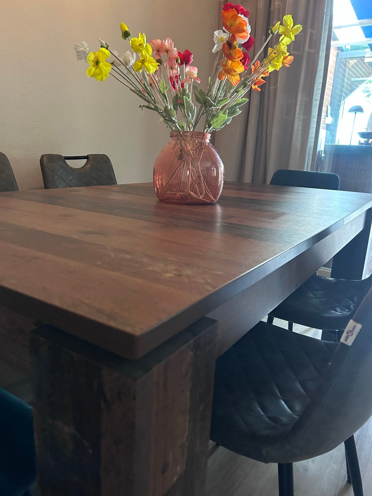 IJzendijke Eettafel (uitschuifbaar) -  Houtlook, Zo goed als nieuw, Vijf personen of meer, 150 tot 200 cm, Rechthoekig