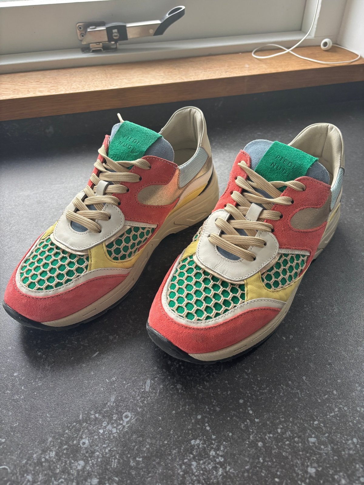 Piedi Nudi Sneakers Maat 39 - Zo goed als nieuw, Kleding | Dames, Overige kleuren, Ophalen of Verzenden, Sneakers of Gympen, Zo goed als nieuw