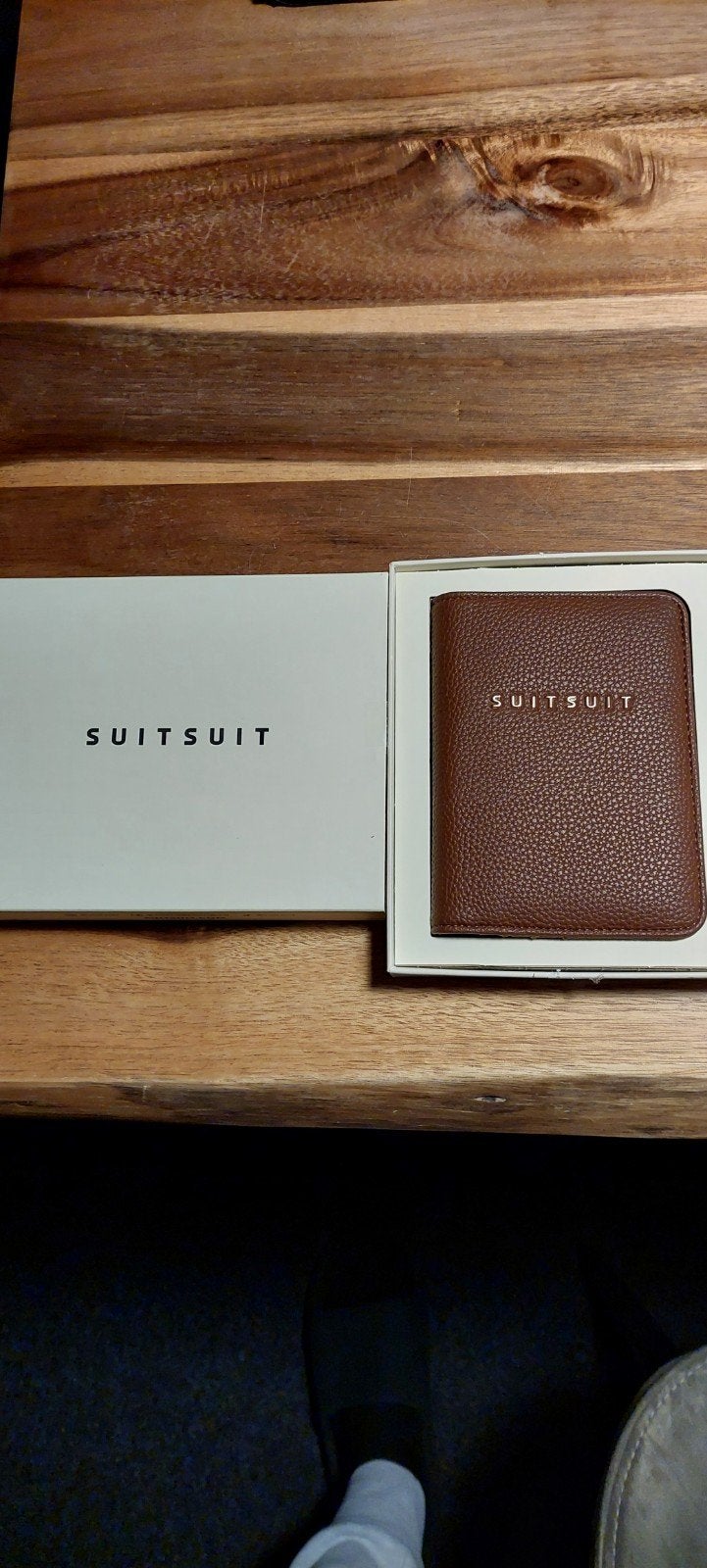 SUITSUIT Paspoorthoesje Bruin - Nieuw in Doos, Overige merken, Bruin, Nieuw, Ophalen of Verzenden