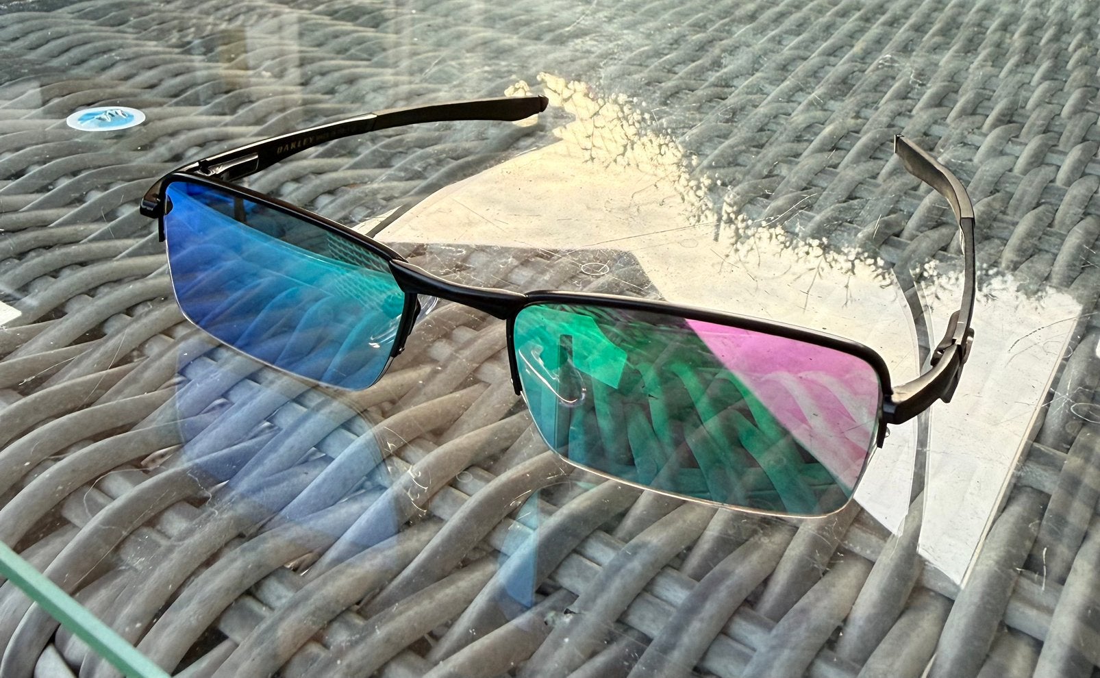 Oakley zonnebril, Sieraden, Tassen en Uiterlijk, Zonnebrillen en Brillen | Heren, Verzenden, Nieuw, Zwart, Oakley