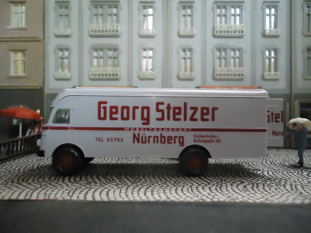 Mercedes Benz L312 Ackermann meubelwagen - Wiking 2500, Ophalen of Verzenden, Zo goed als nieuw, Bus of Vrachtwagen, Wiking