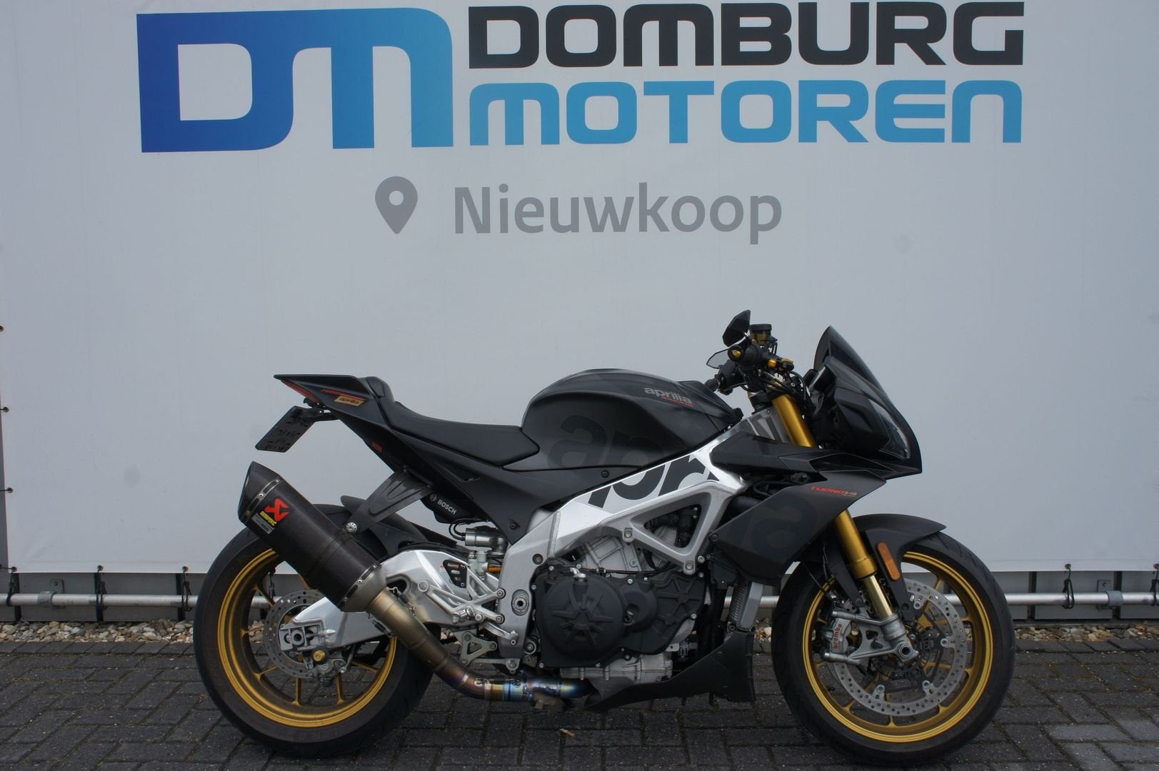 APRILIA TUONO V4 1100 FACTORY (bj 2019) 16577km, 1077 cc, 4 cilinders, Motorrijbewijs A, Bedrijf