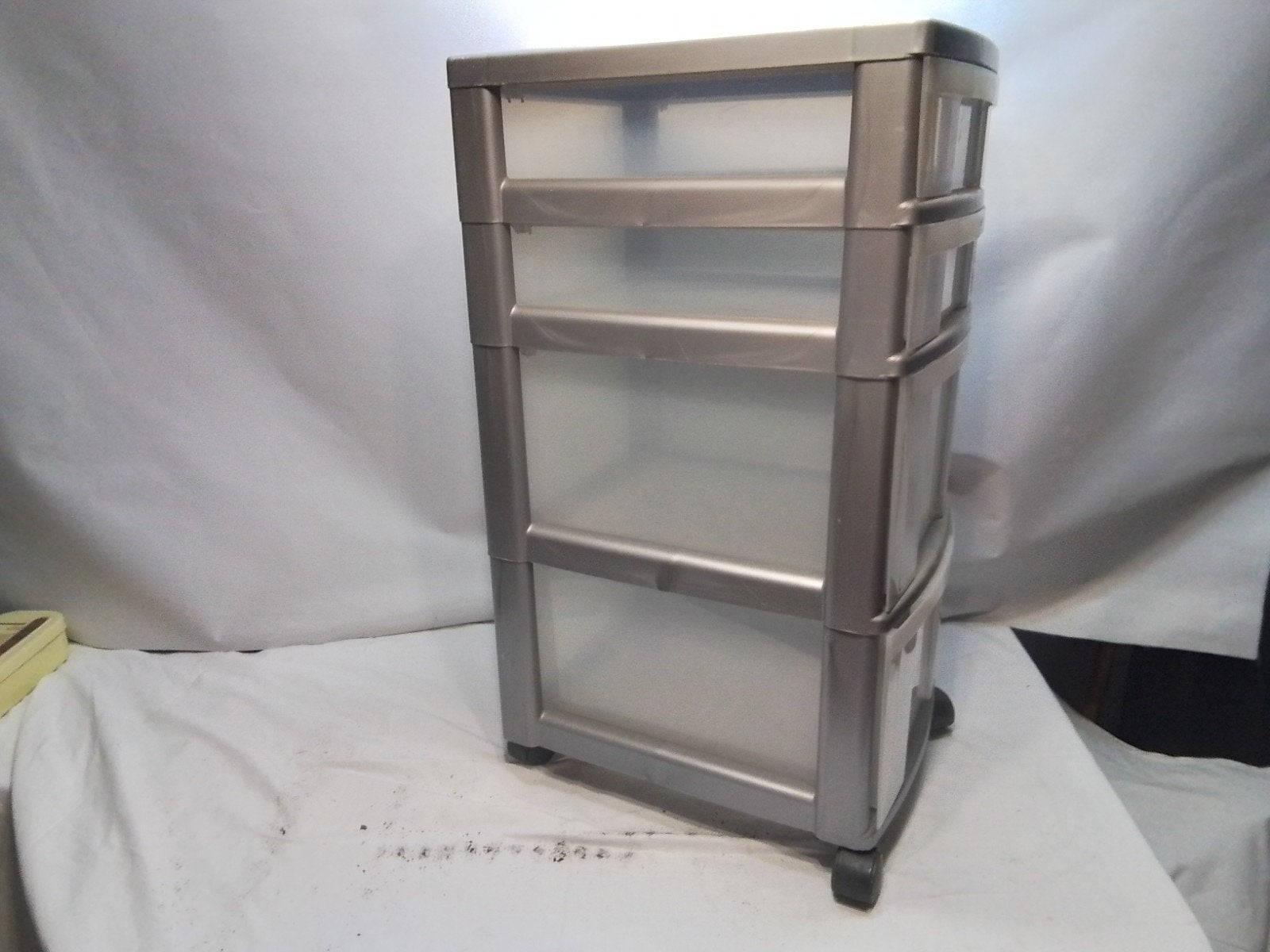 Handige kunststof ladekast op wieltjes, Ophalen, Gebruikt, Modern, functioneel, 100 tot 150 cm