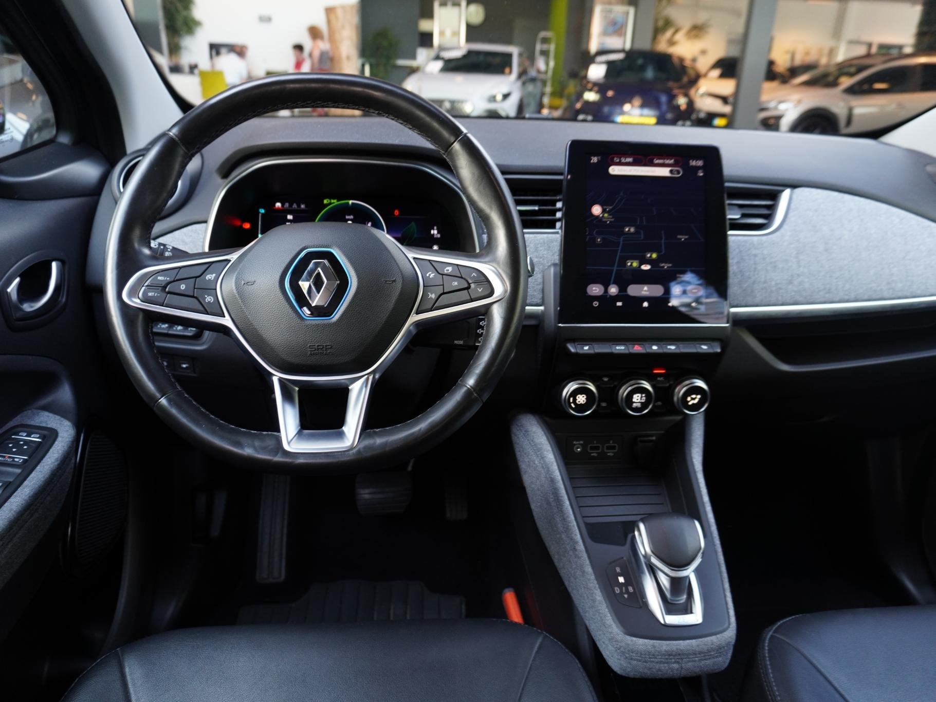 Renault ZOE R135 Intens 52 kWh AUTOMAAT / KOOPACCU / 54.000K, Auto's, Gebruikt, 180 min, Origineel Nederlands, Automatische klimaatregeling