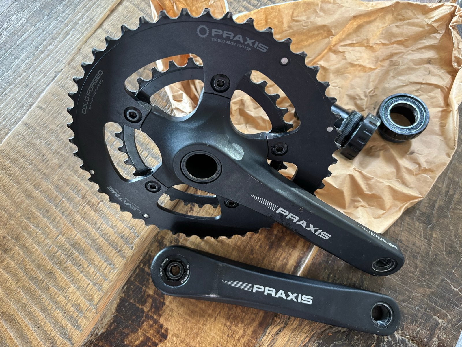 Praxis Alba 2D Crankstel 110BCD 48/32 10/11SP met trapas, Crankstel of Pedalen, Verzenden, Zo goed als nieuw, Aluminium