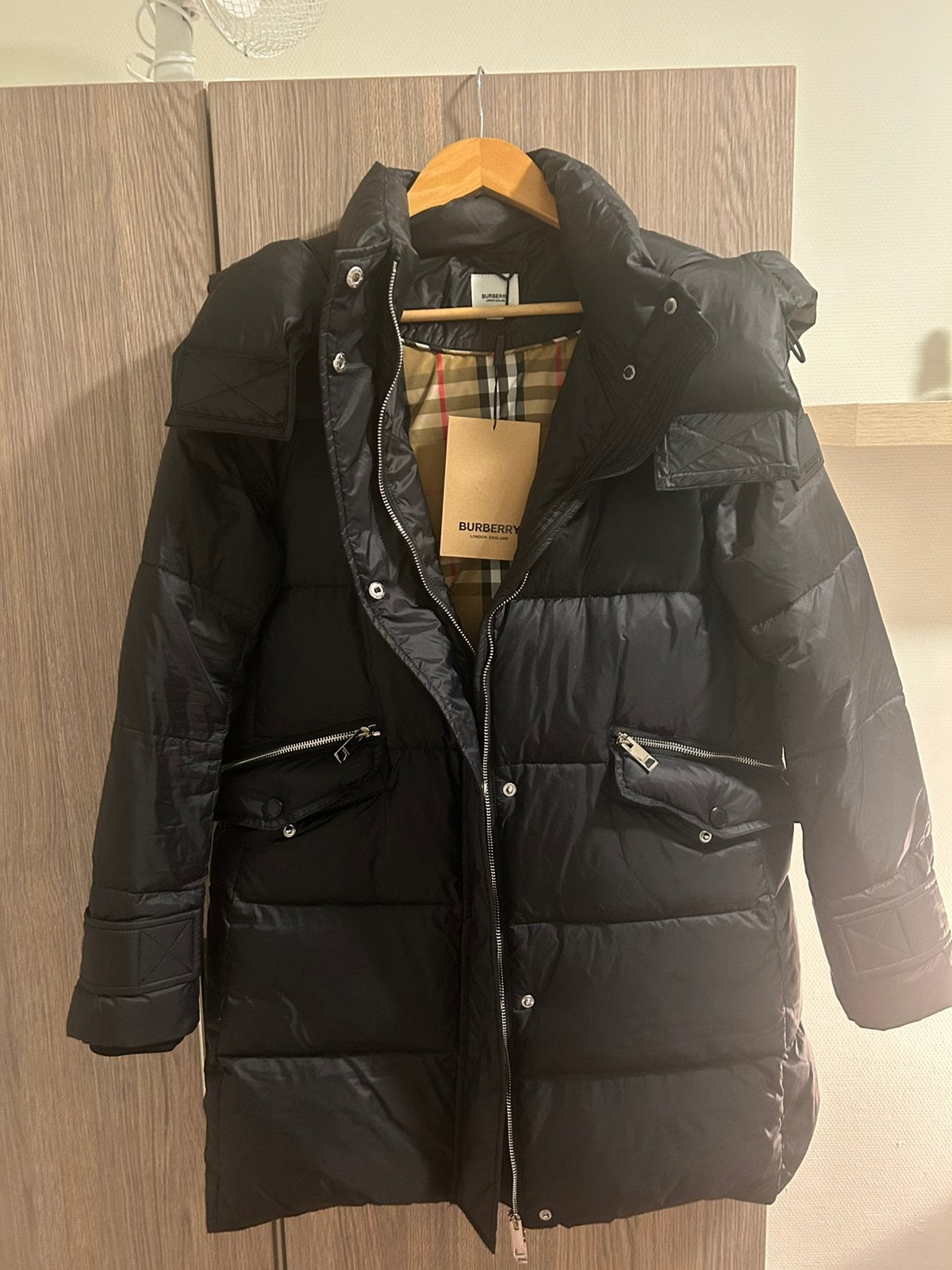 Burberry winterjas nieuw, Ophalen of Verzenden, Nieuw, Maat 38/40 (M), Zwart