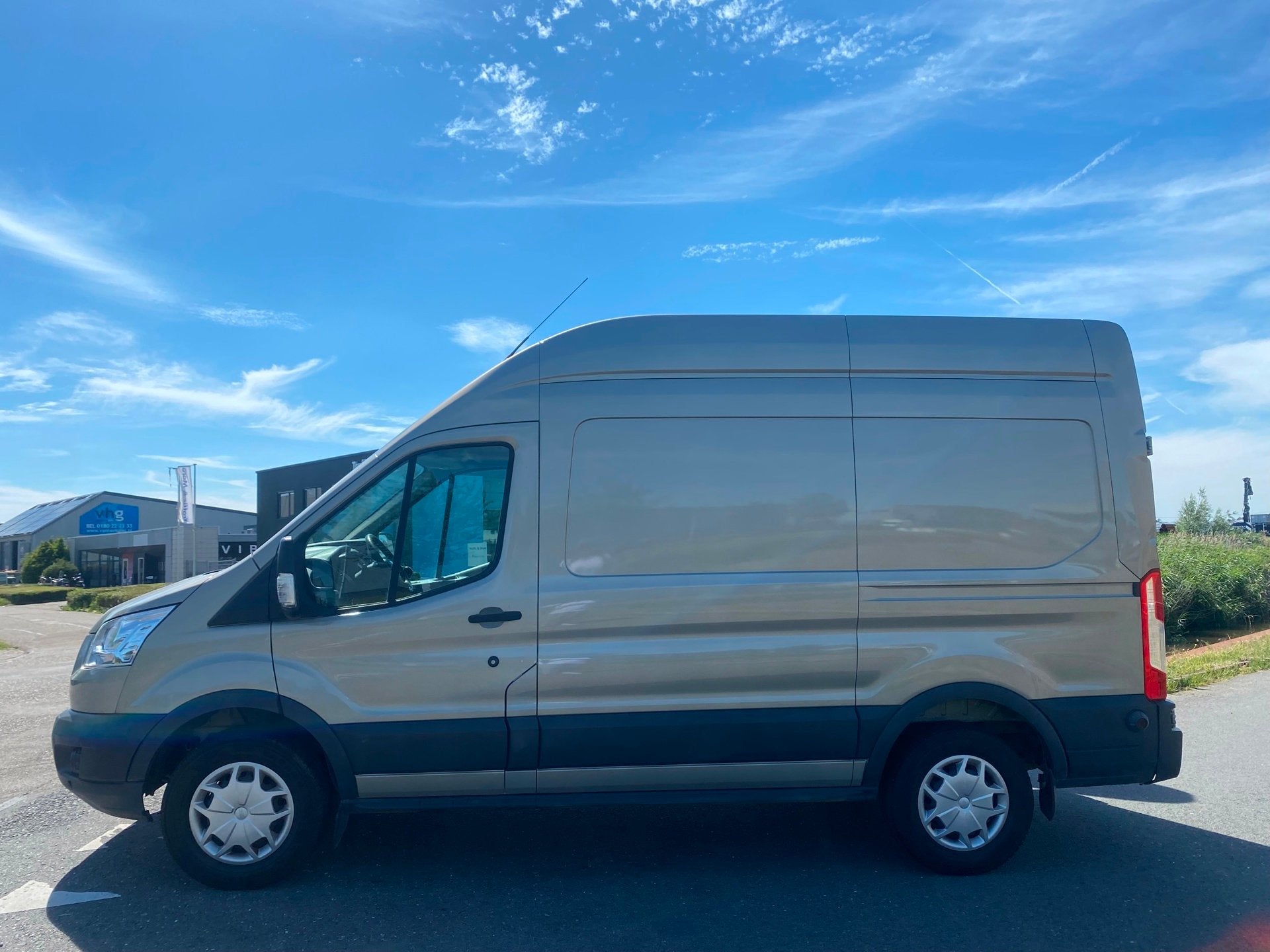 Ford Transit | 2018 | 350 2.0 TDCI L2H2 Trend | Top Bus | AP, Achterwielaandrijving, Euro 6, 4 cilinders, Bluetooth