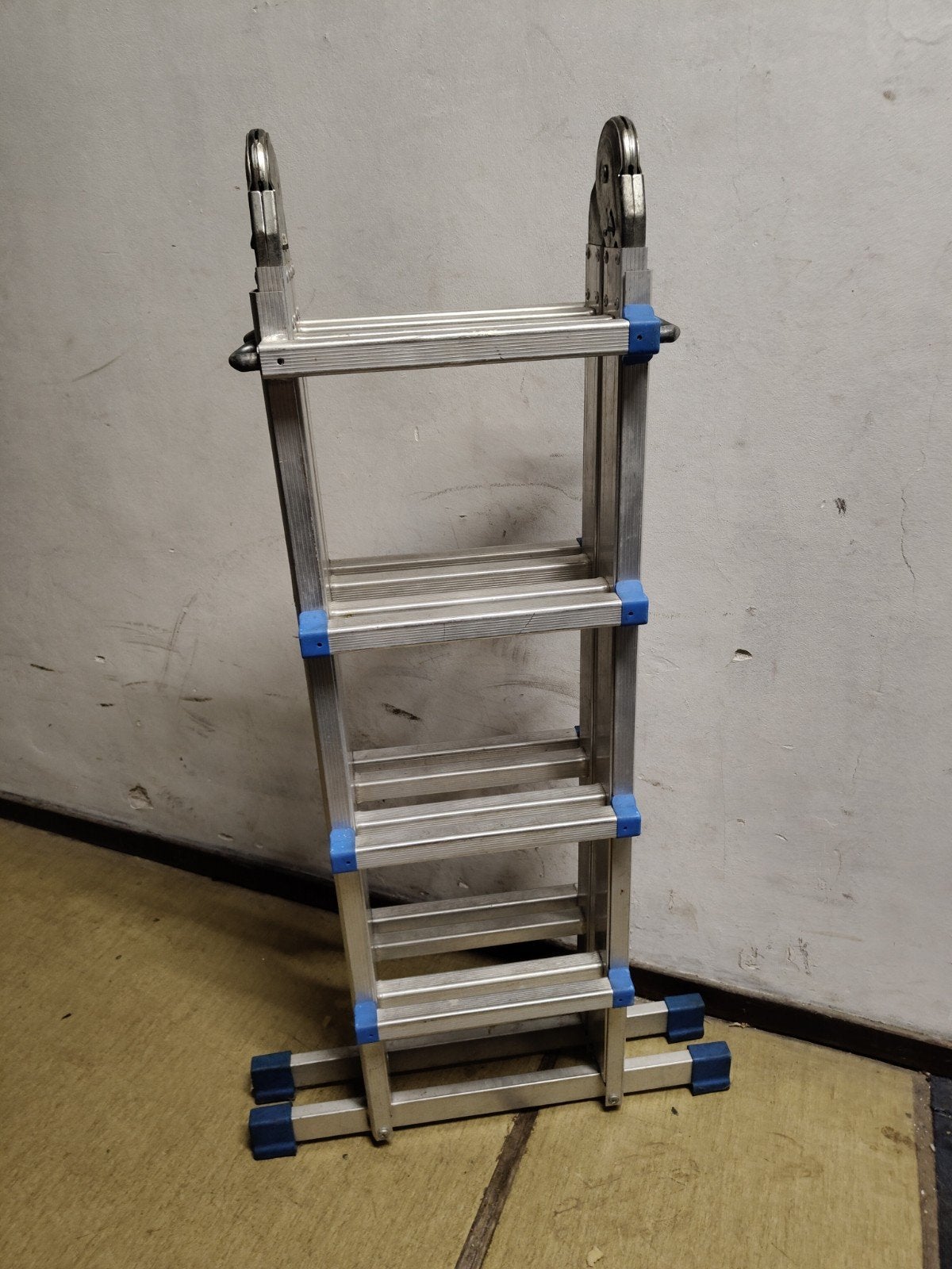 Opvouwbare aluminium ladder - Telescoopladder, Ophalen