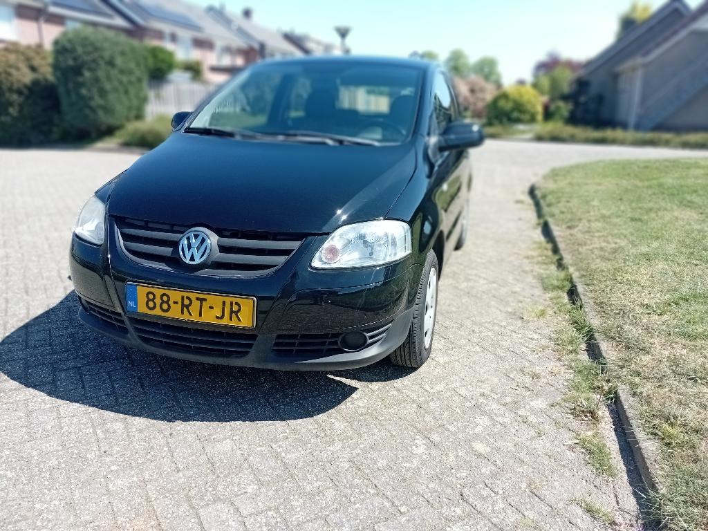Volkswagen Fox 1.2 40KW 2005 Zwart, Auto's, Volkswagen, Particulier, Fox, ABS, Airbags, Centrale vergrendeling, Electronic Stability Program (ESP)