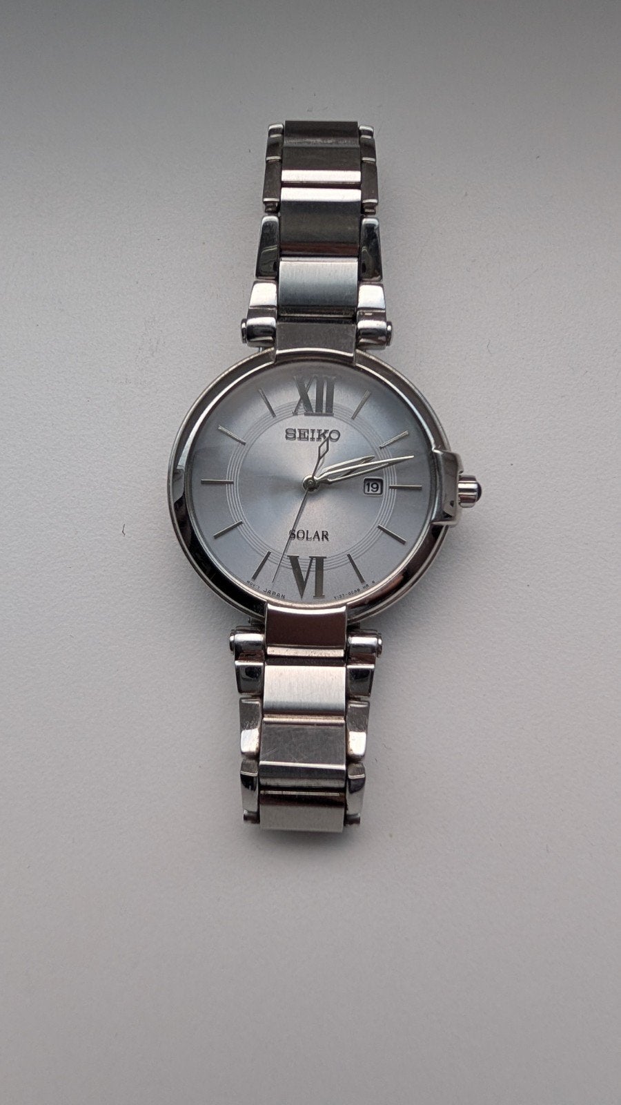 Seiko dameshorloge V137-0BB0 Solar, Ophalen, Zo goed als nieuw, Staal, Seiko
