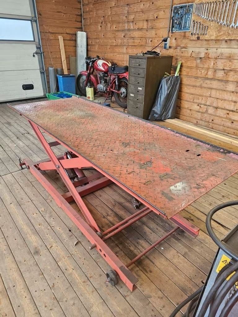 Robuuste hydraulische schaarheftafel, Ophalen, Gebruikt