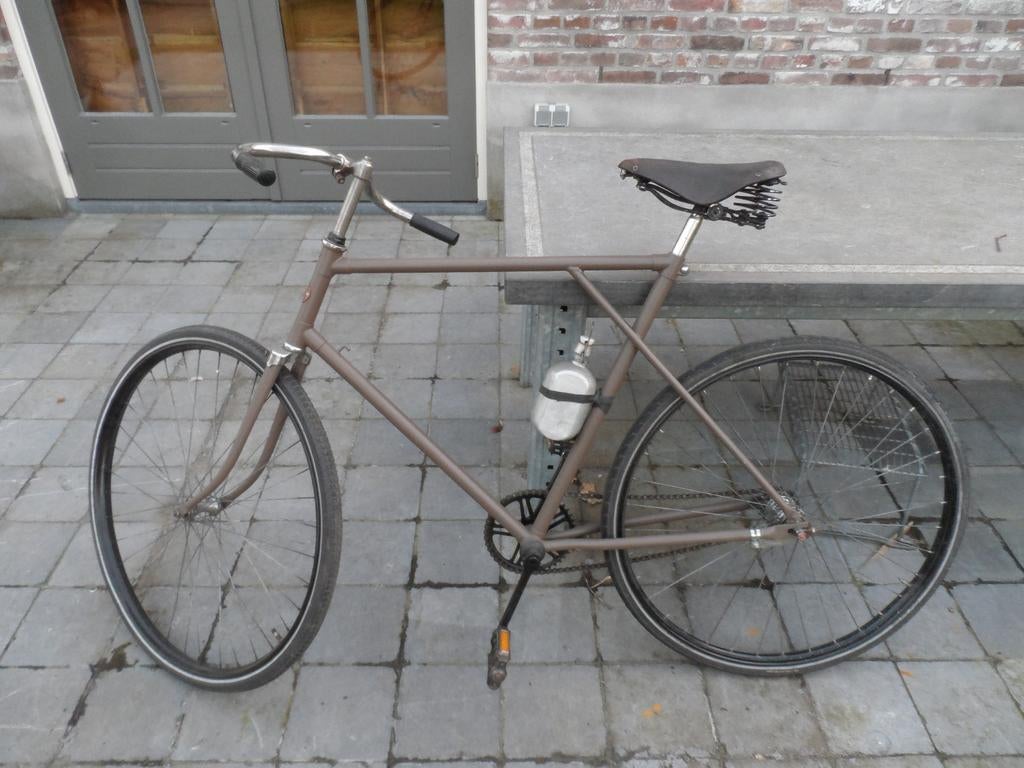 Pathracer, 59 cm of meer, Ophalen