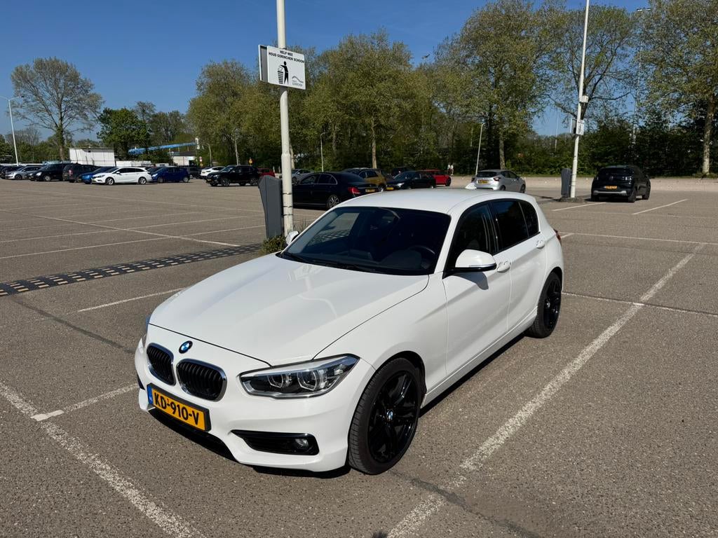 BMW 1-Serie 116i 109pk 2016 Wit, 1-Serie, 1280 kg, Wit, 1200 kg