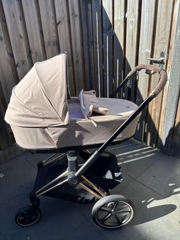 Cybex Priam 4 kinderwagen rose gold - Zgan, Kinderen en Baby's, Kinderwagens en Combinaties, Zo goed als nieuw, Combiwagen, Verstelbare duwstang