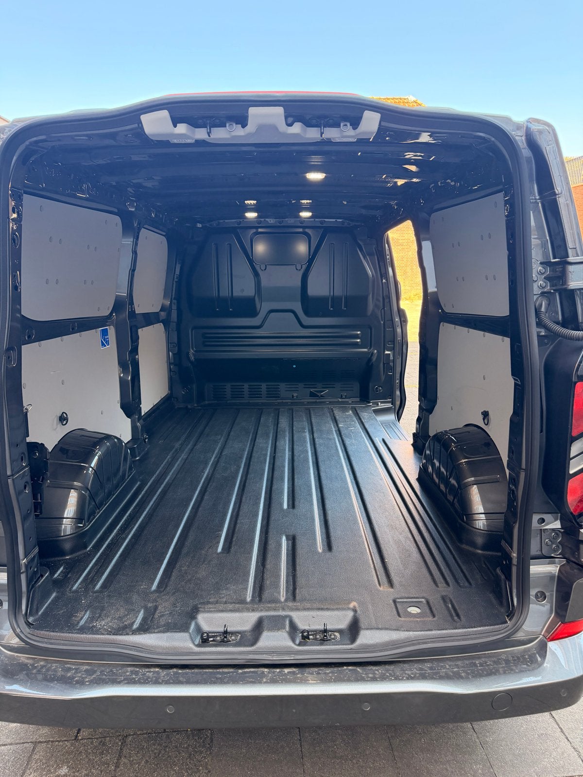 Vloerplaat bescherming ford Transit custom L2  2025  type 2, Ophalen, Gebruikt, Voor, Spatbord