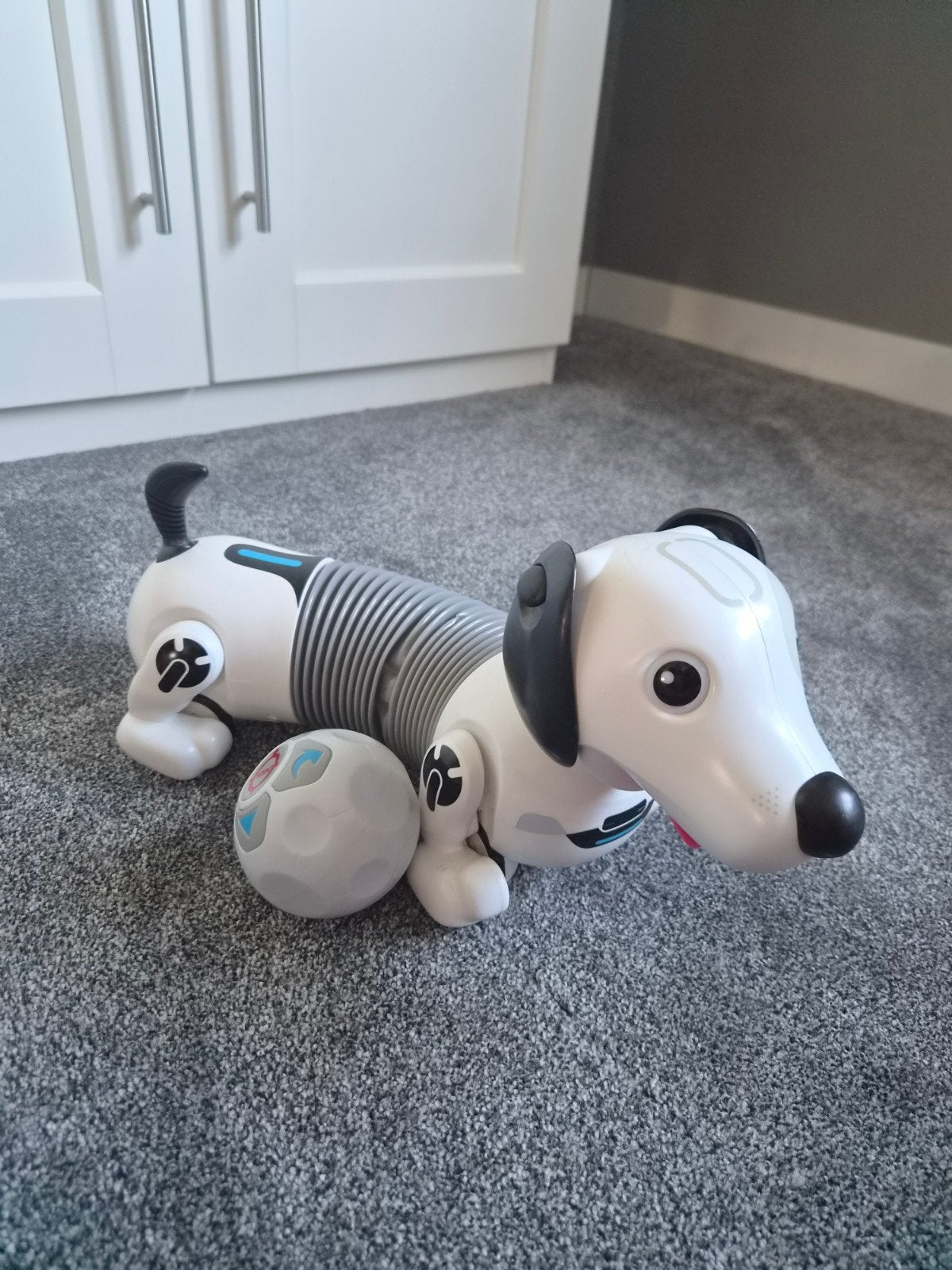 Interactieve robot hond met afstandsbediening, Ophalen, Zo goed als nieuw, Jongen of Meisje