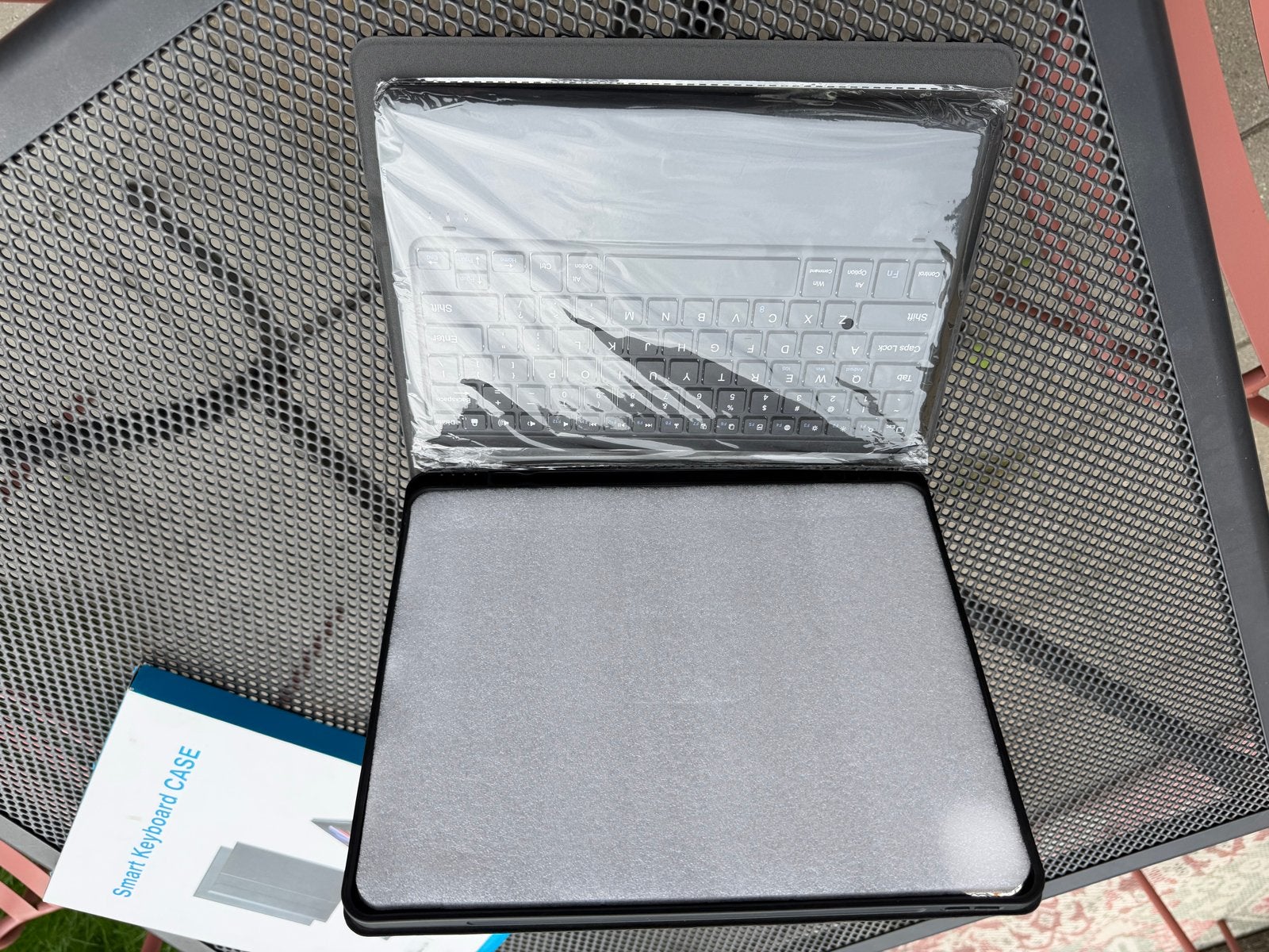 iPad 12.9 hoes met Bluetooth toetsenbord en touchpad, Ophalen of Verzenden, Nieuw, 13 inch of meer, Bescherming voor- en achterkant