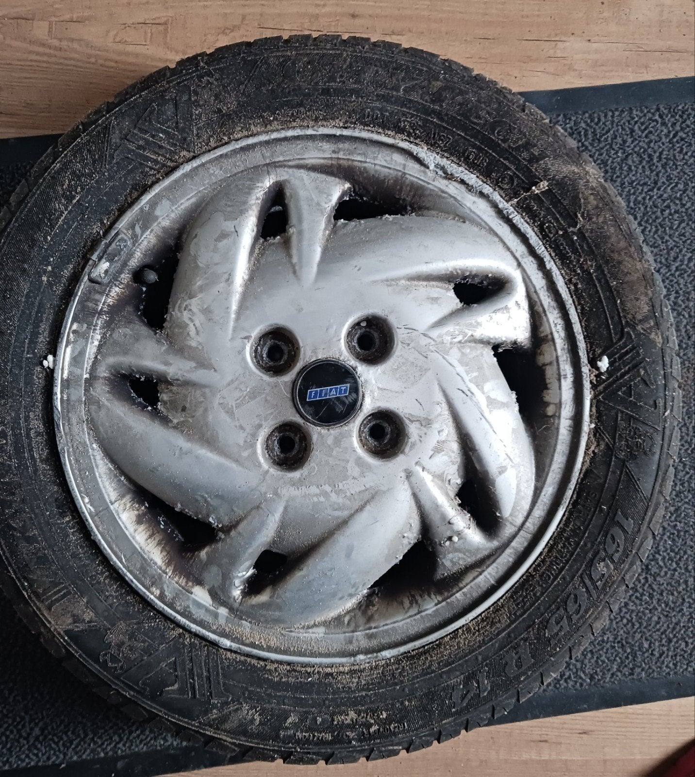 FIAT Wieldop velg Band wielbasis 165/65 R14 VikingCityTech, Ophalen, Gebruikt