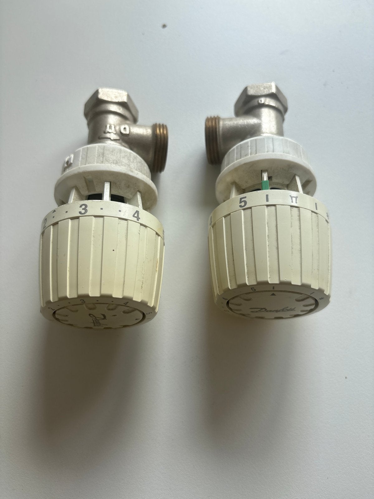 Danfoss thermostaatkranen voor radiator (3 stuks), Thermostaat, Gebruikt, Minder dan 30 cm, Minder dan 60 cm