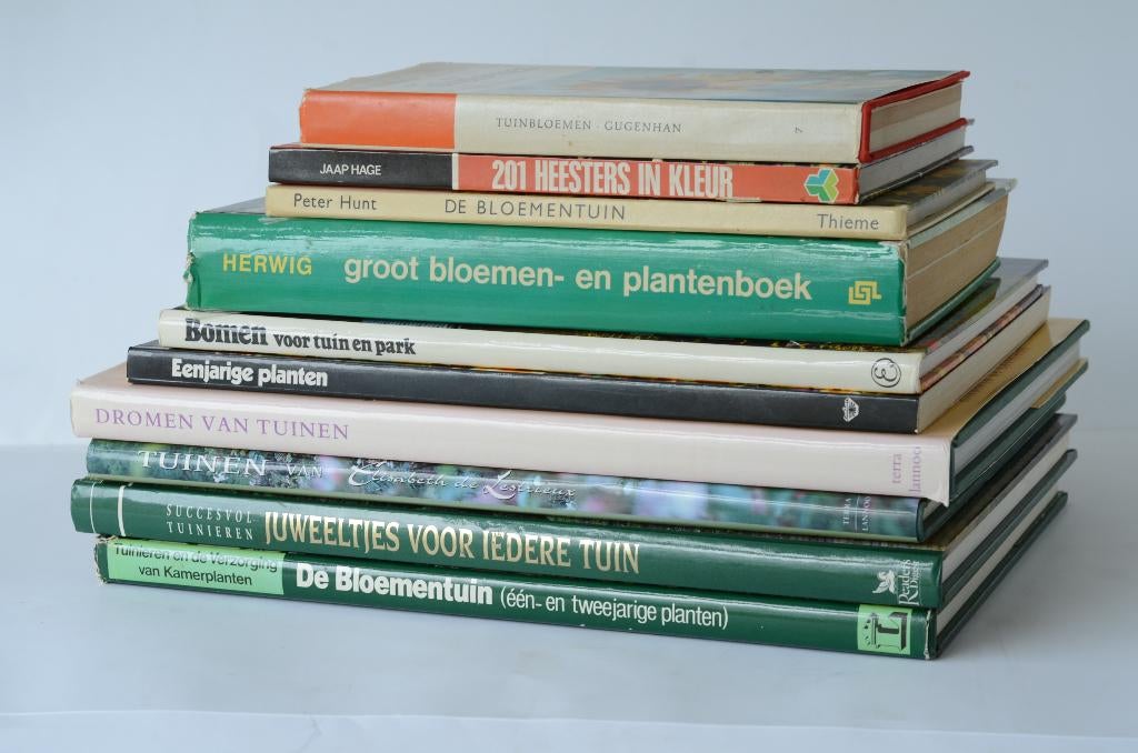 Tuinieren - 14 boeken, Boeken, Verzenden, Zo goed als nieuw, Tuinieren en Tuinplanten