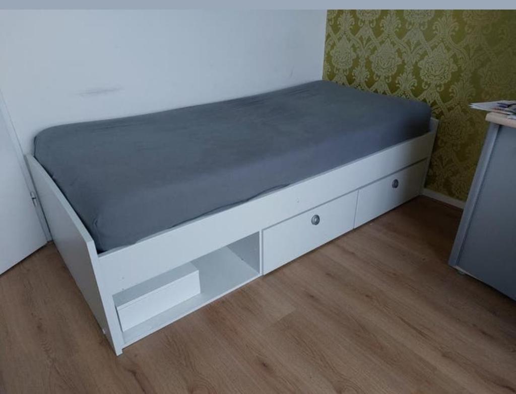 Kajuitbed 200x90cm wit met lattenbodem,  nog erg netjes, Huis en Inrichting, Ophalen